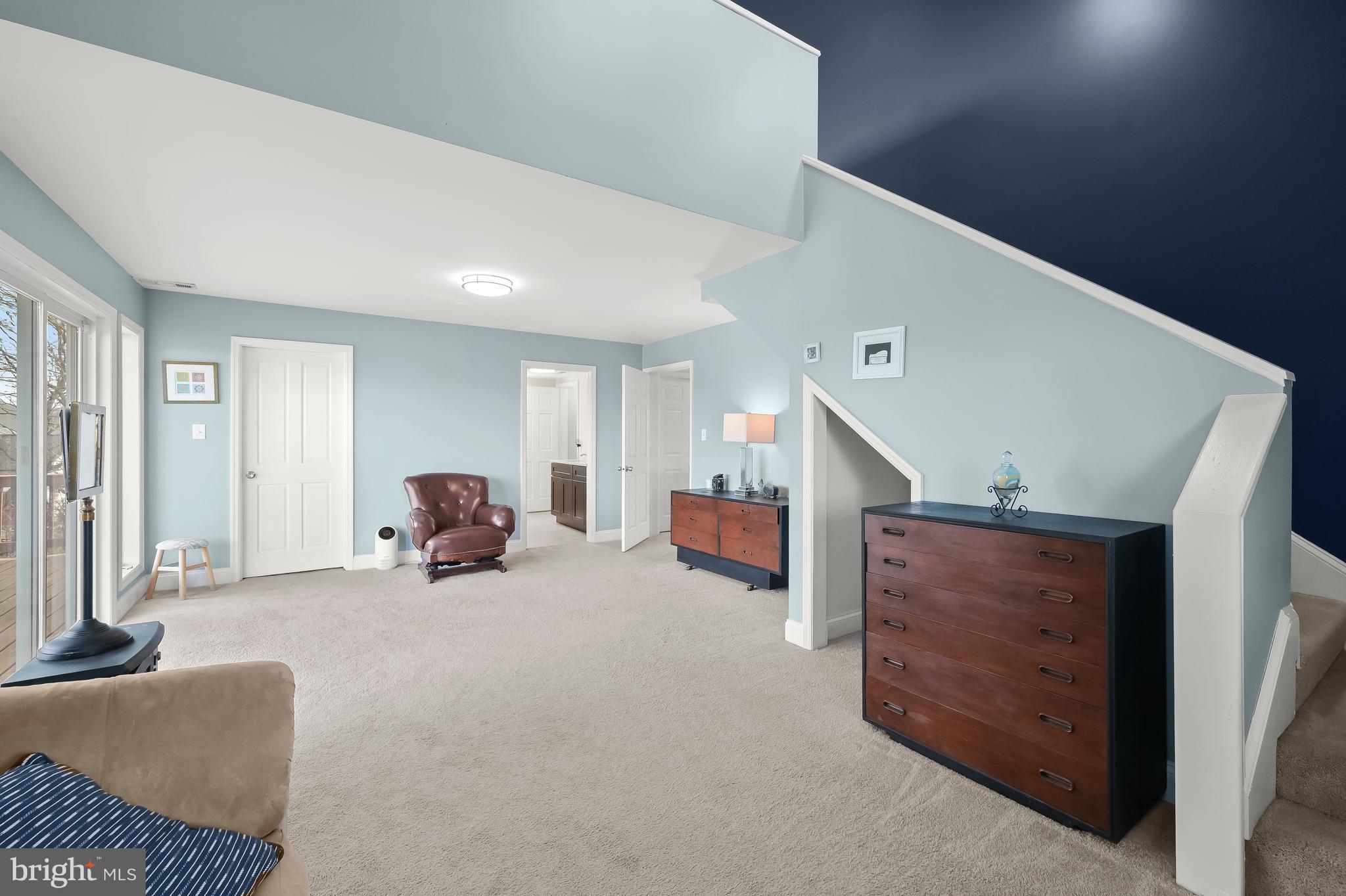 MIDDLETOWN - Residential