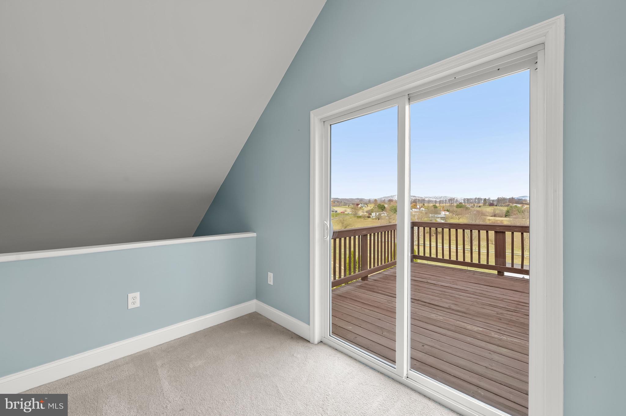 MIDDLETOWN - Residential