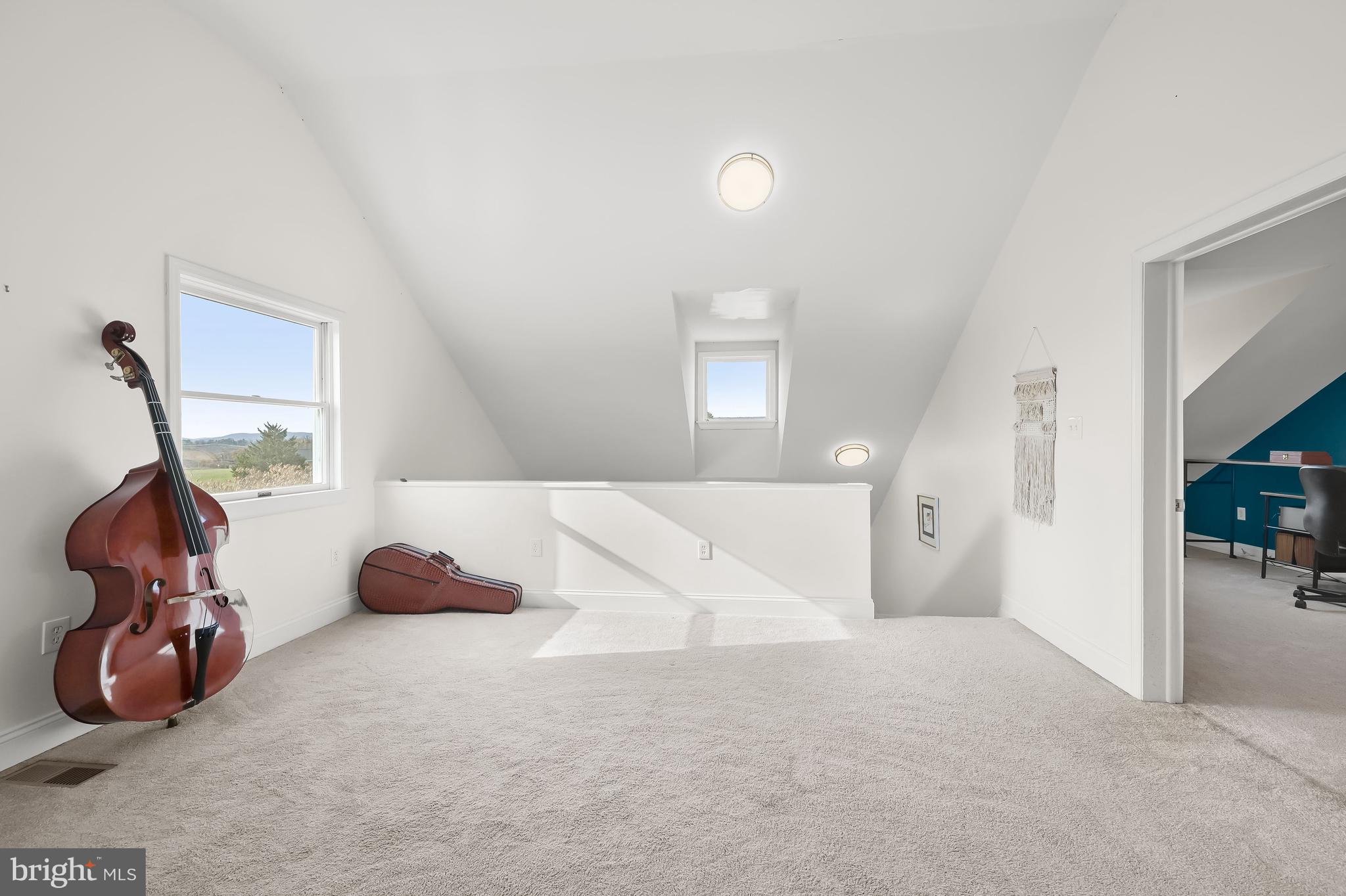 MIDDLETOWN - Residential