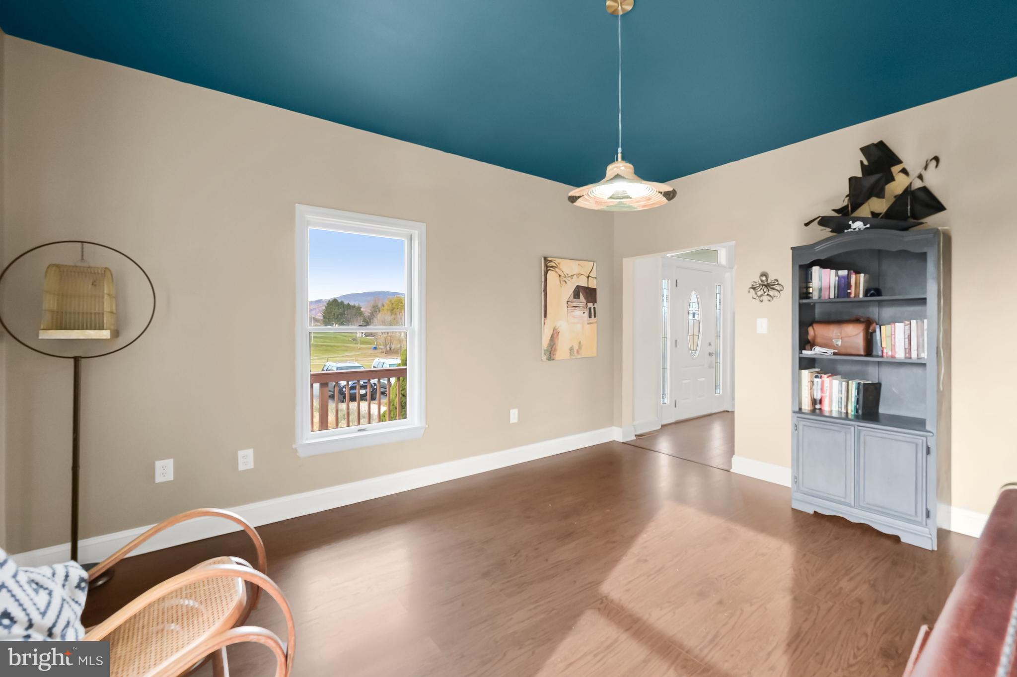 MIDDLETOWN - Residential