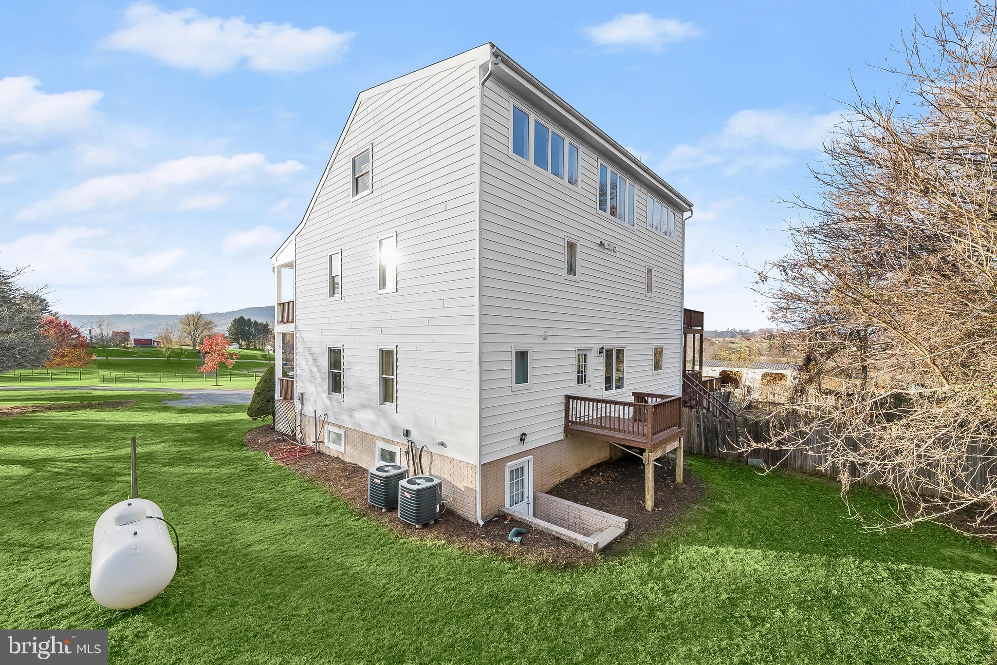 MIDDLETOWN - Residential