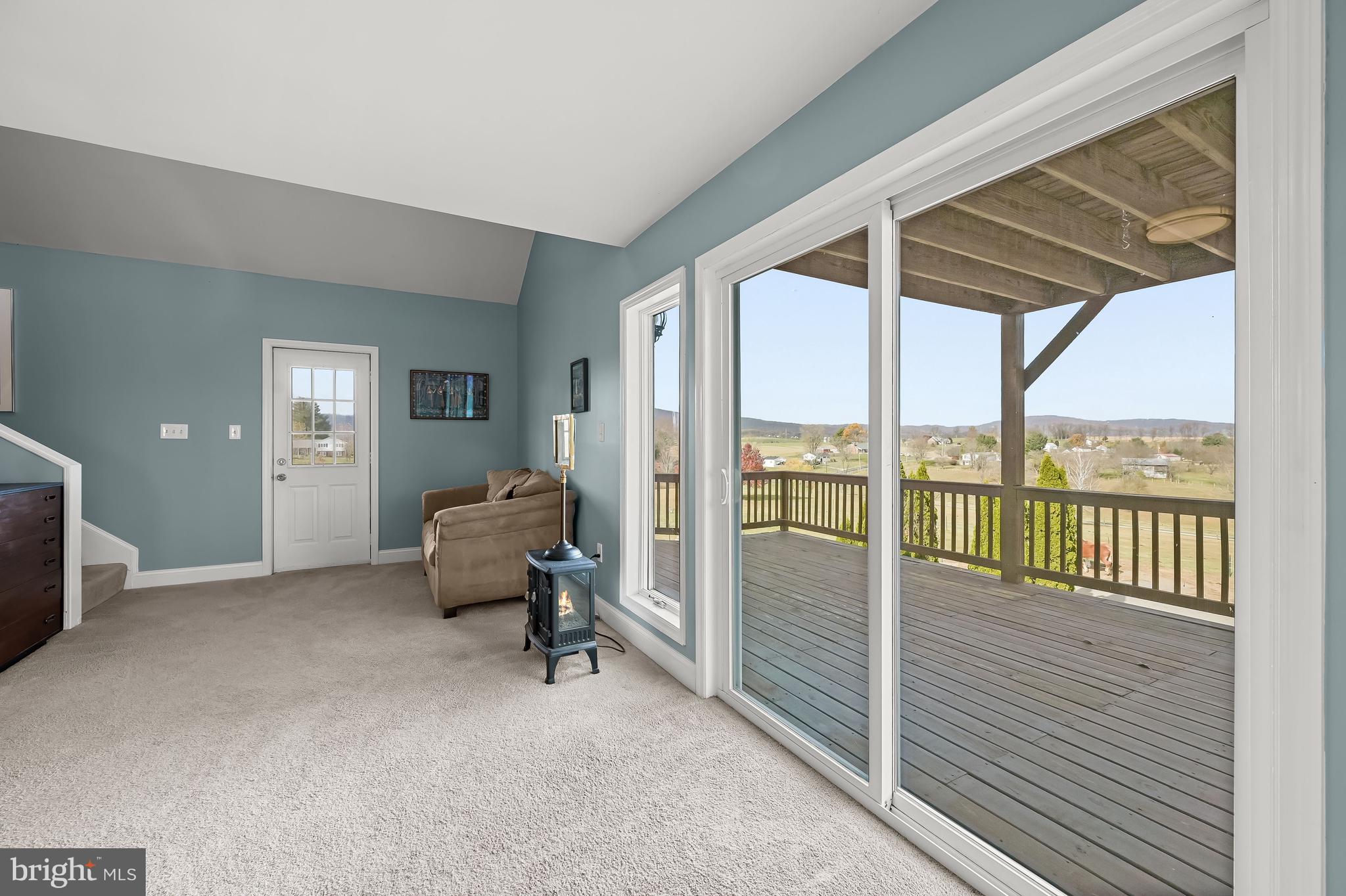 MIDDLETOWN - Residential