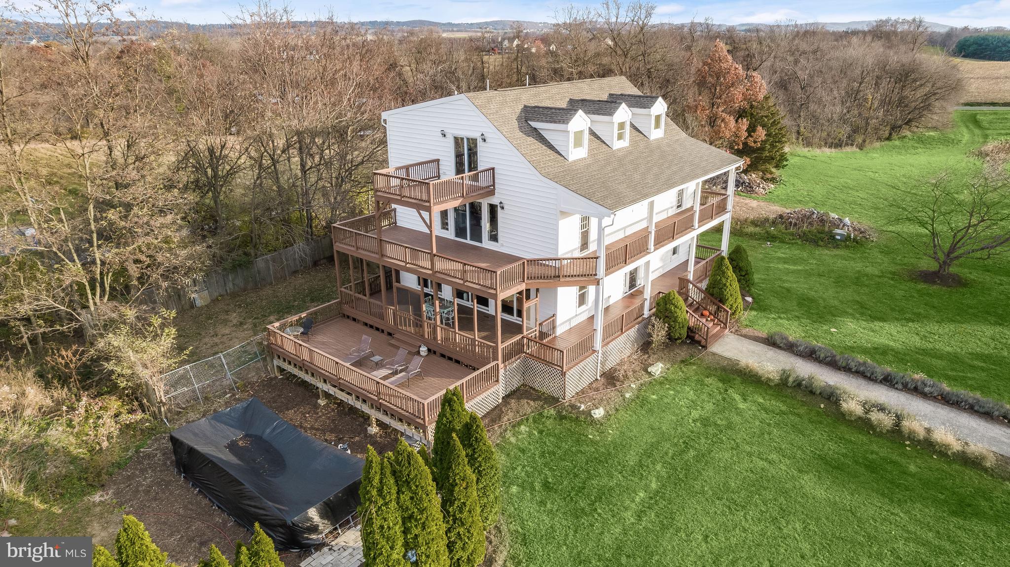 MIDDLETOWN - Residential