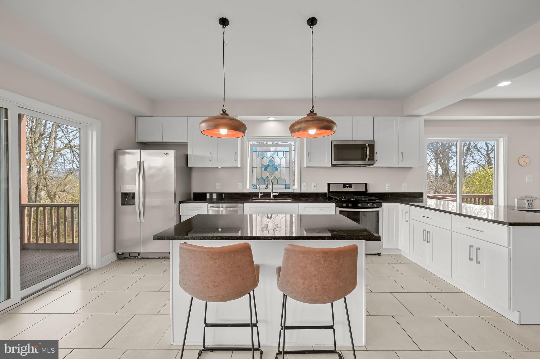 MIDDLETOWN - Residential