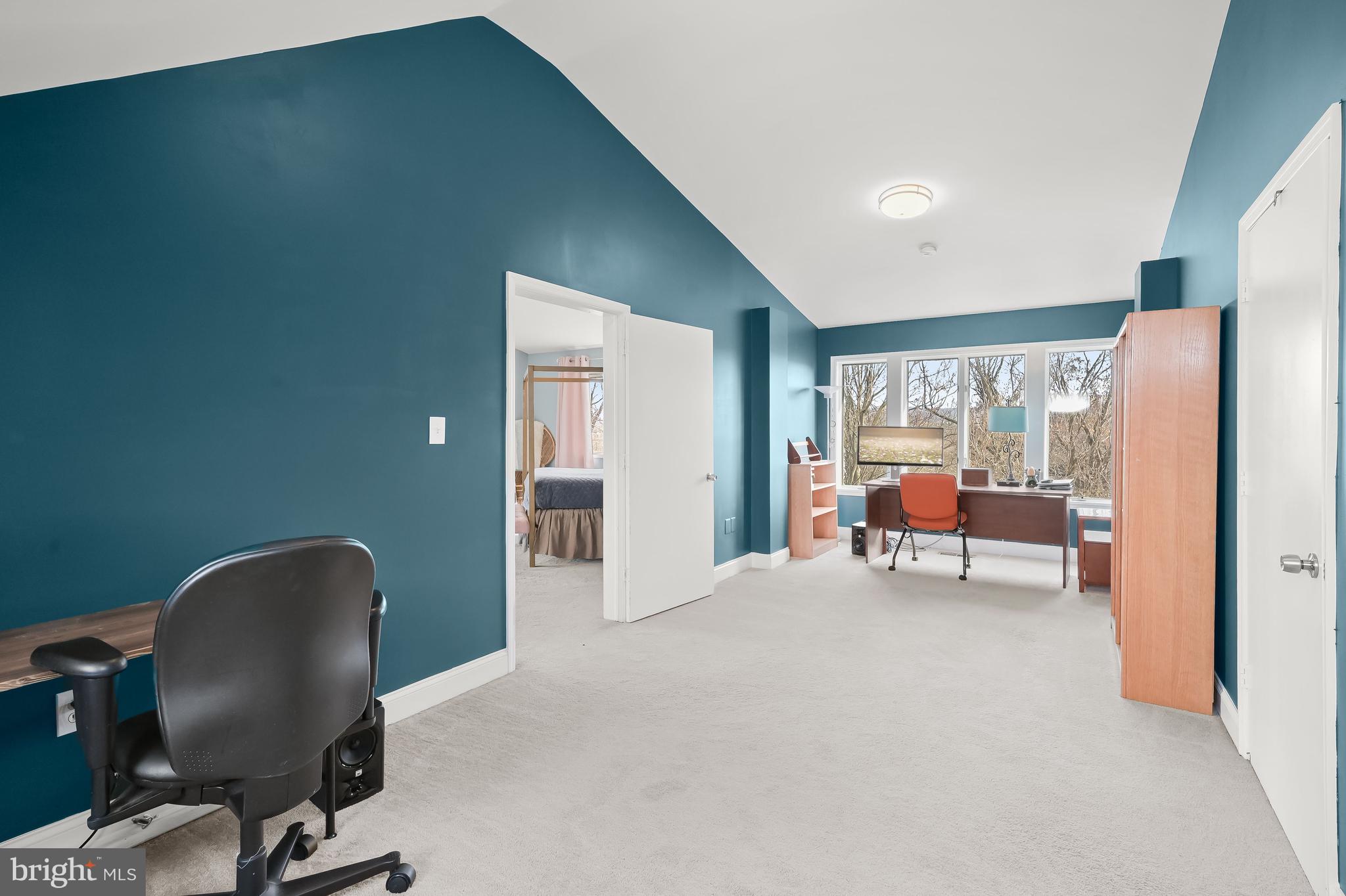 MIDDLETOWN - Residential