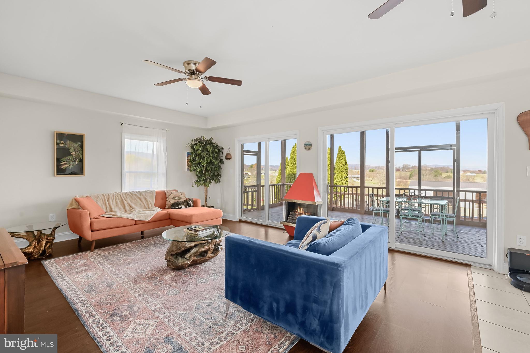 MIDDLETOWN - Residential