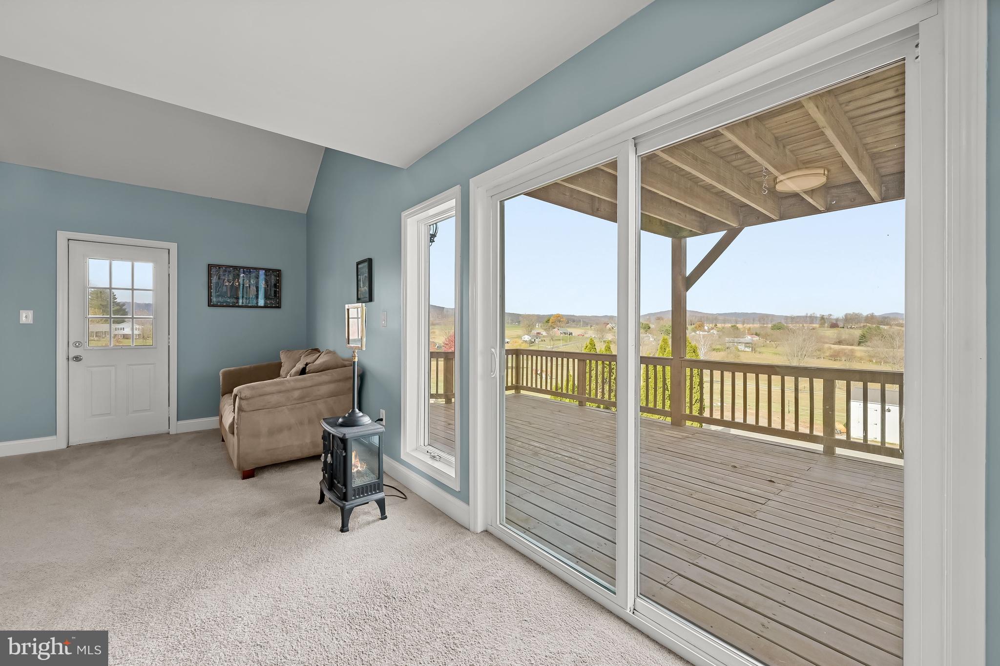 MIDDLETOWN - Residential