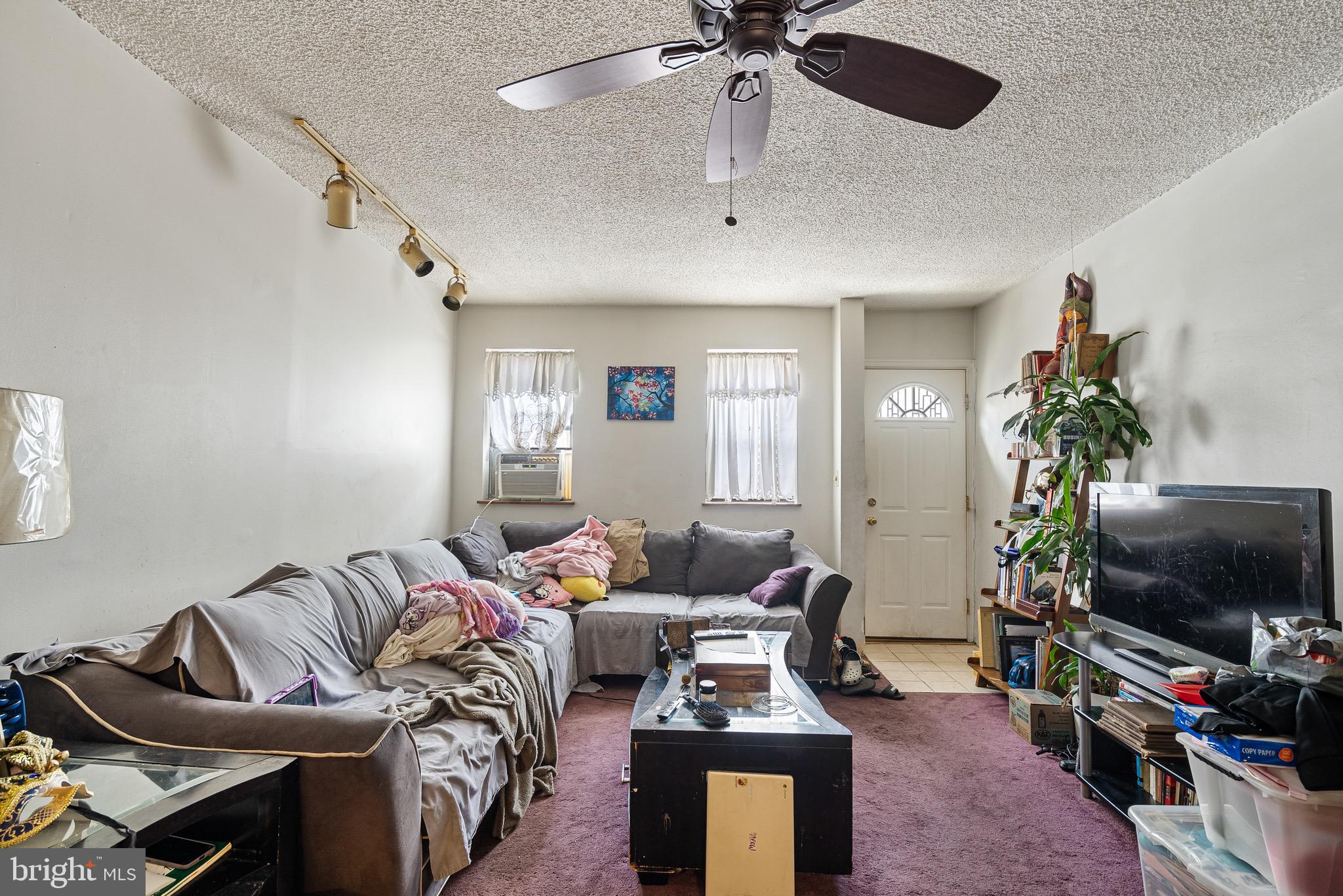 PASSYUNK SQUARE - Residential