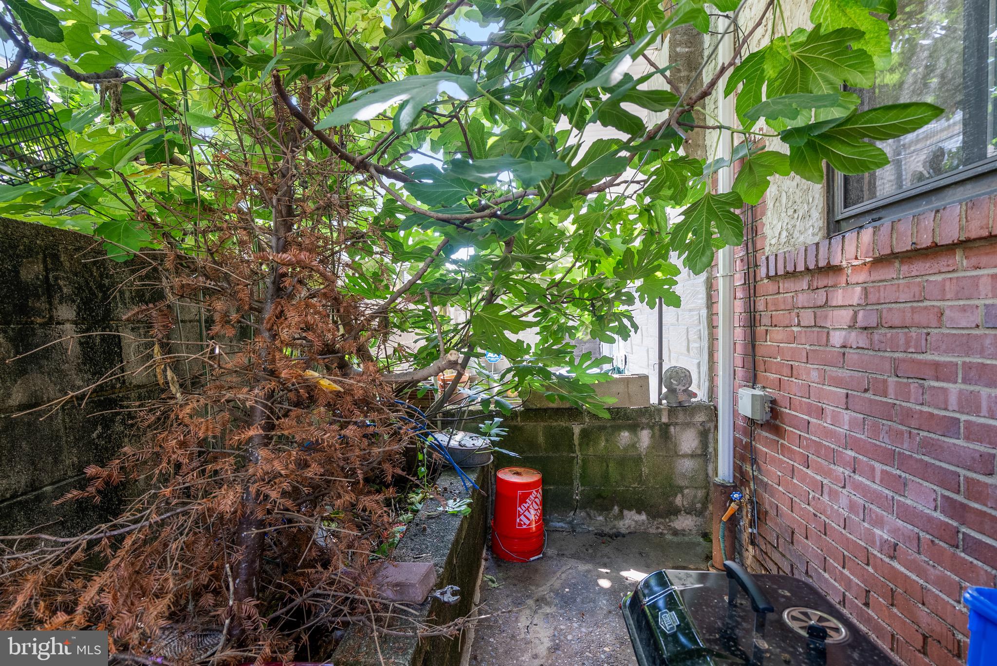 PASSYUNK SQUARE - Residential