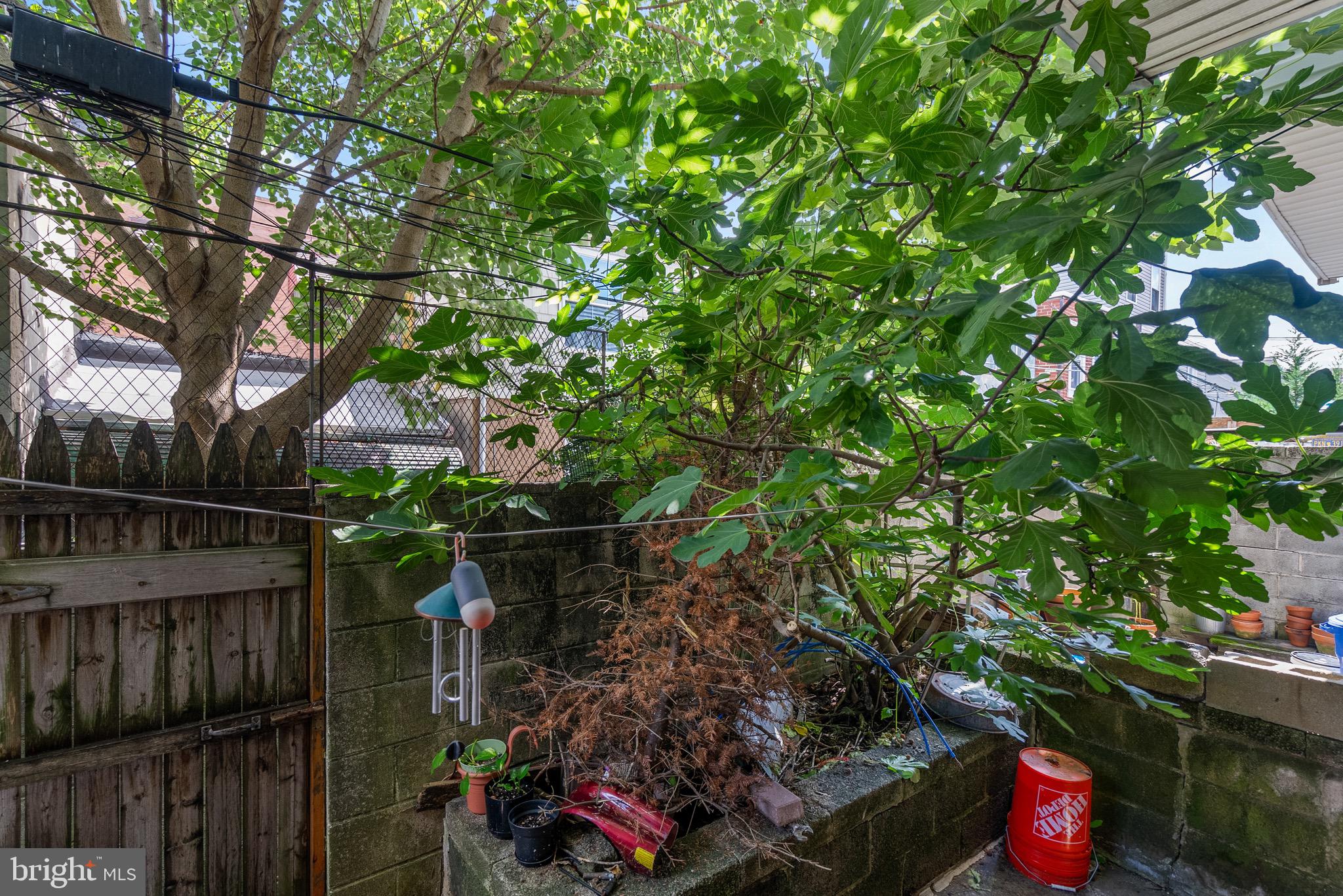 PASSYUNK SQUARE - Residential