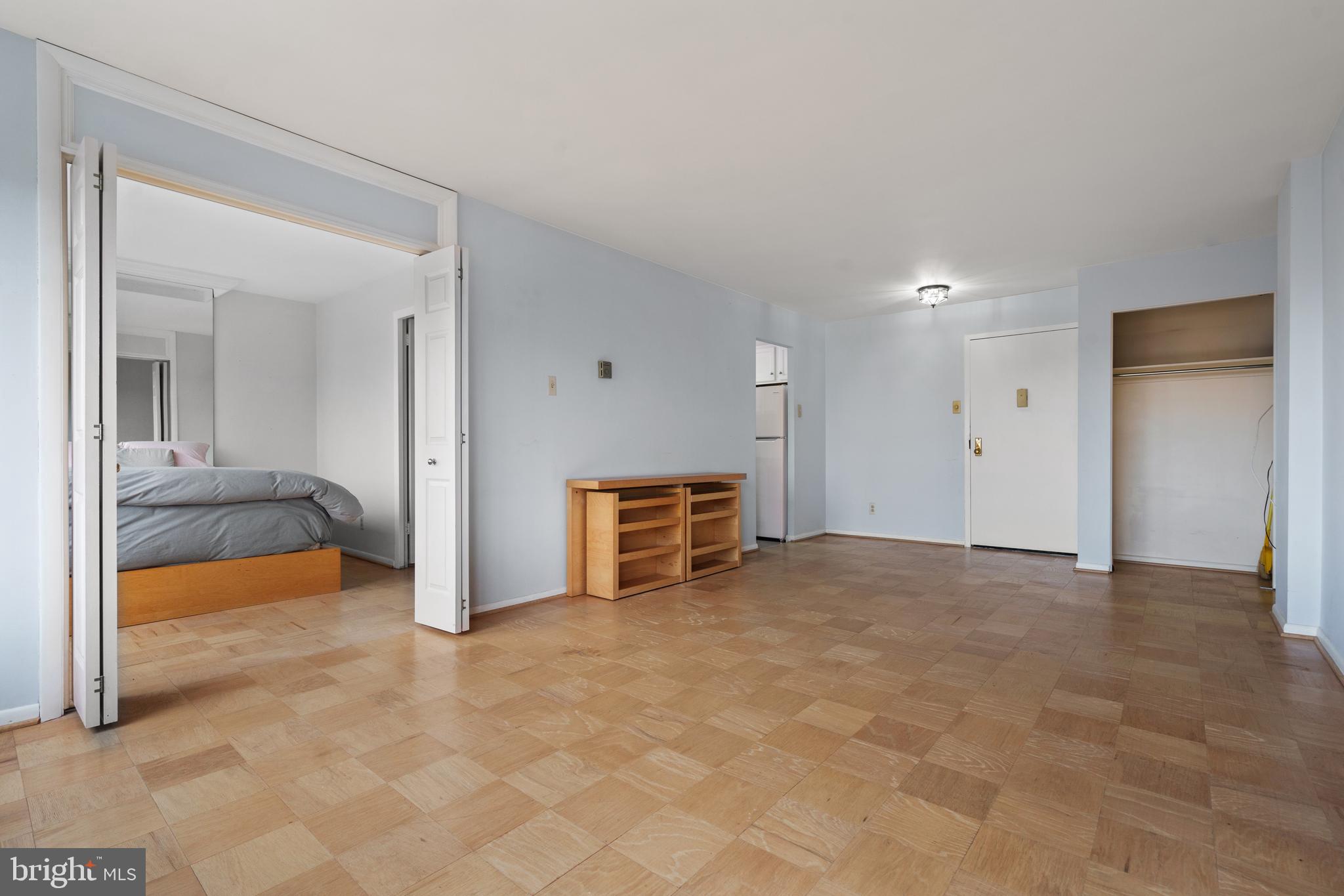 PAVILION ON THE PARK - Residential