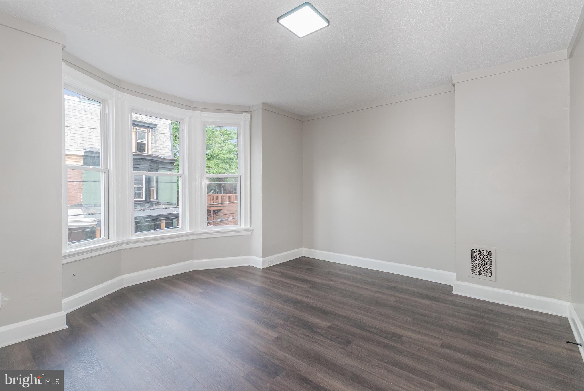 HARRISBURG CITY - Residential