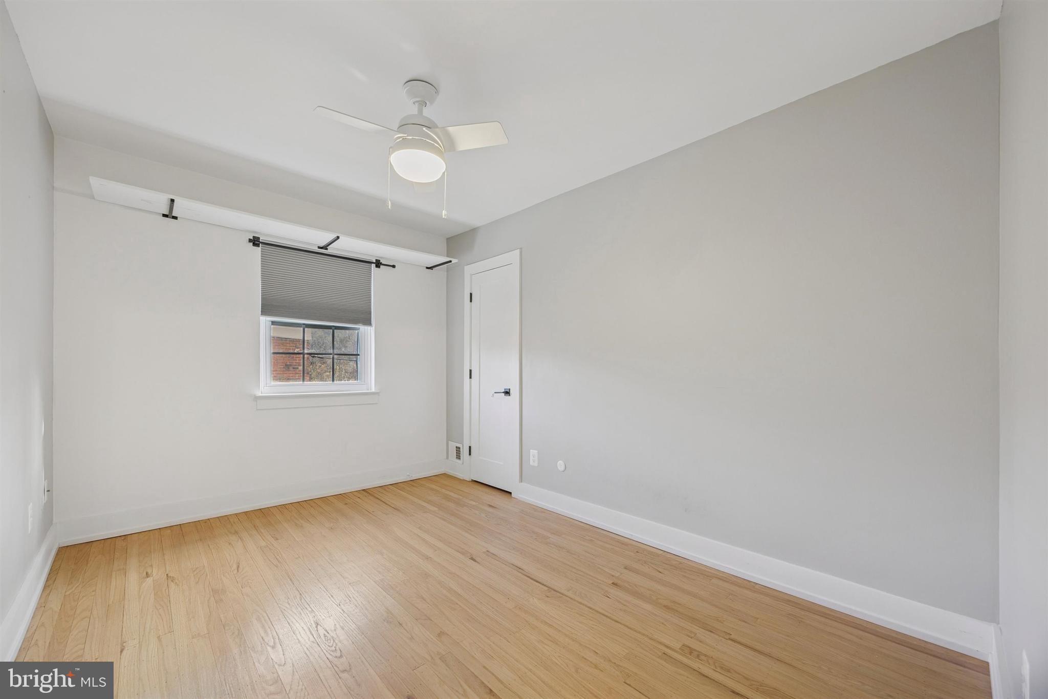 ROXBOROUGH - Residential