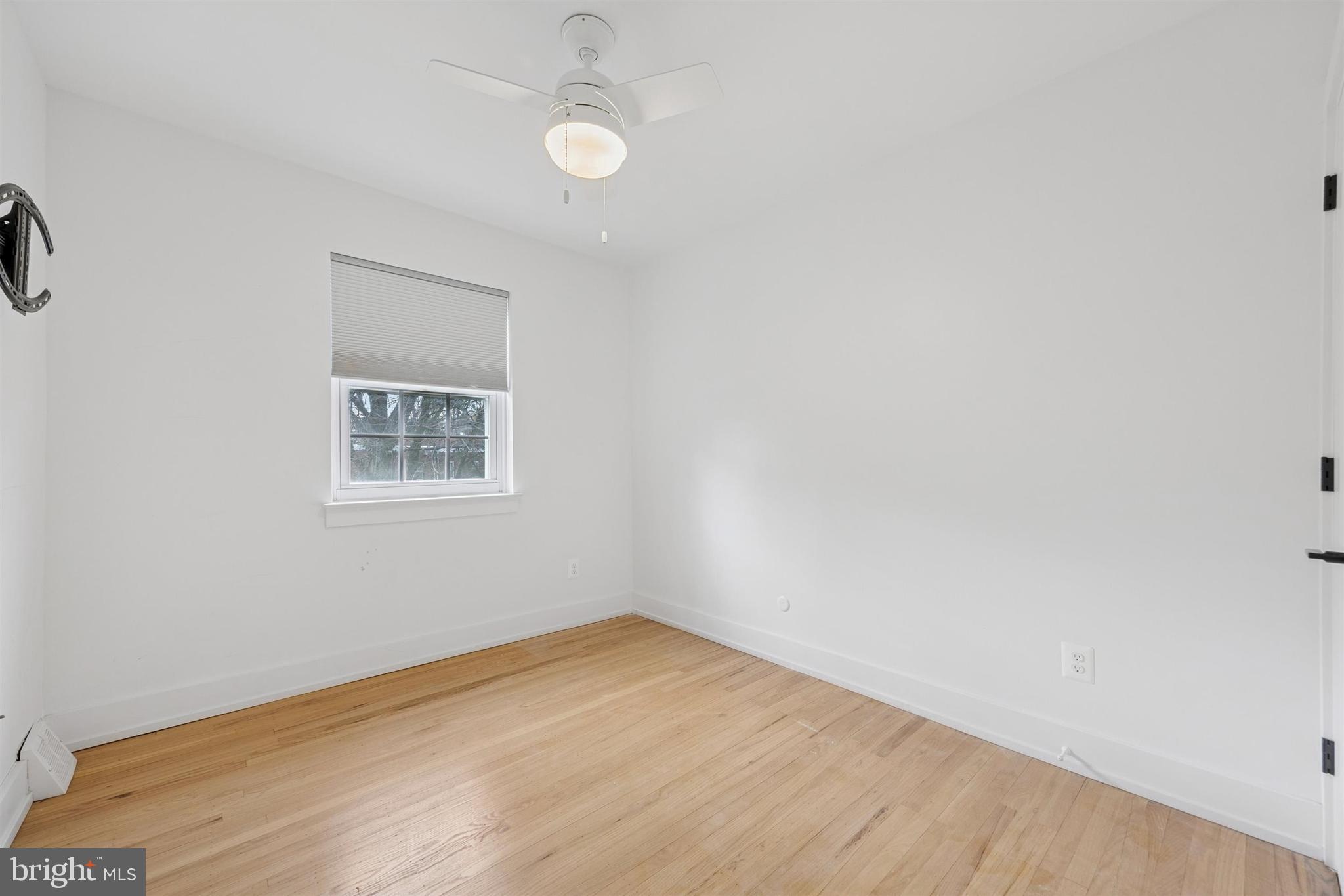 ROXBOROUGH - Residential