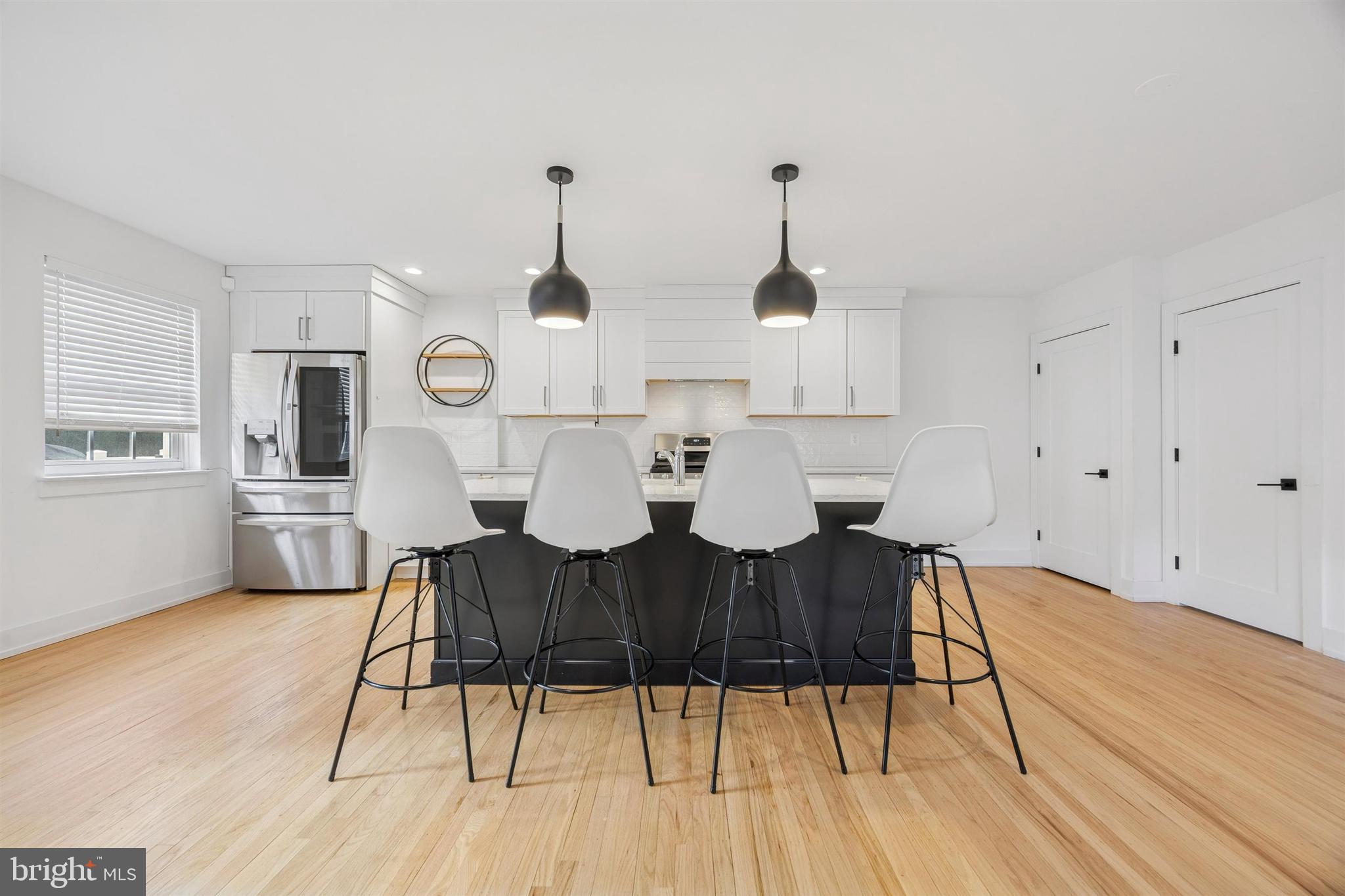 833 GREEN VALLEY DRIVE