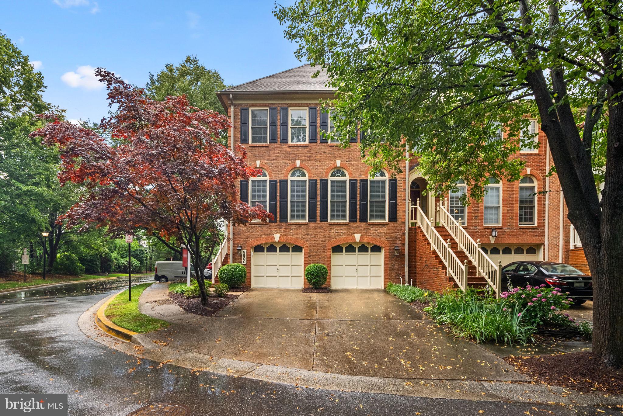 9900 FOXBOROUGH CIRCLE
