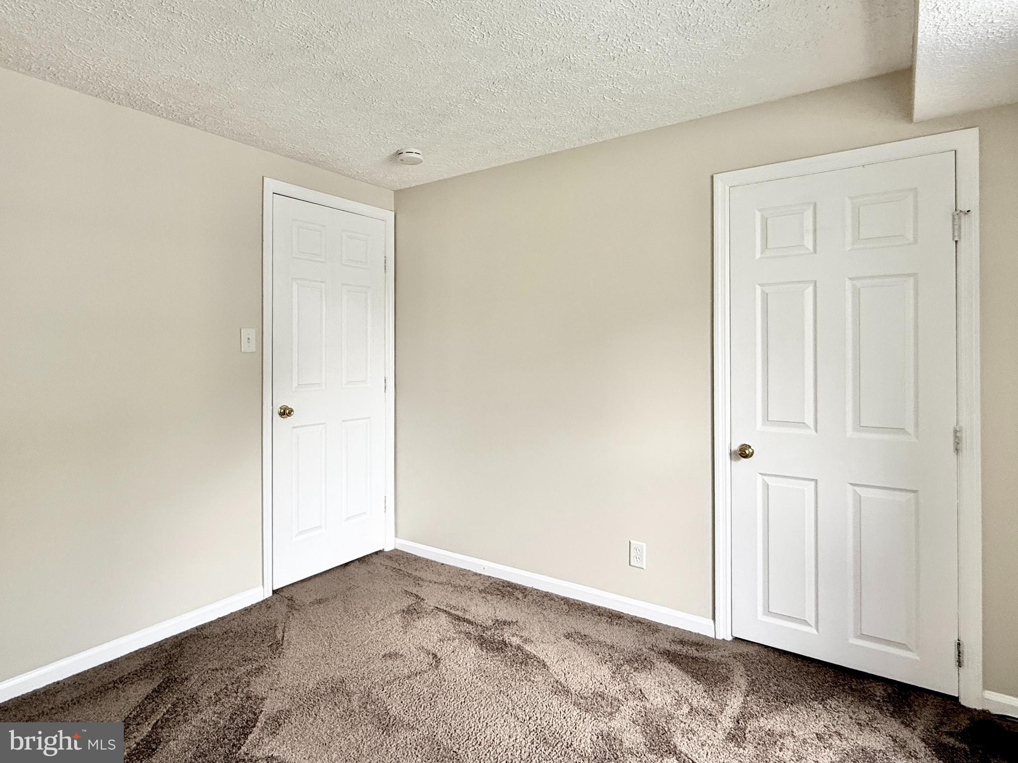 KENWOOD - Residential Lease