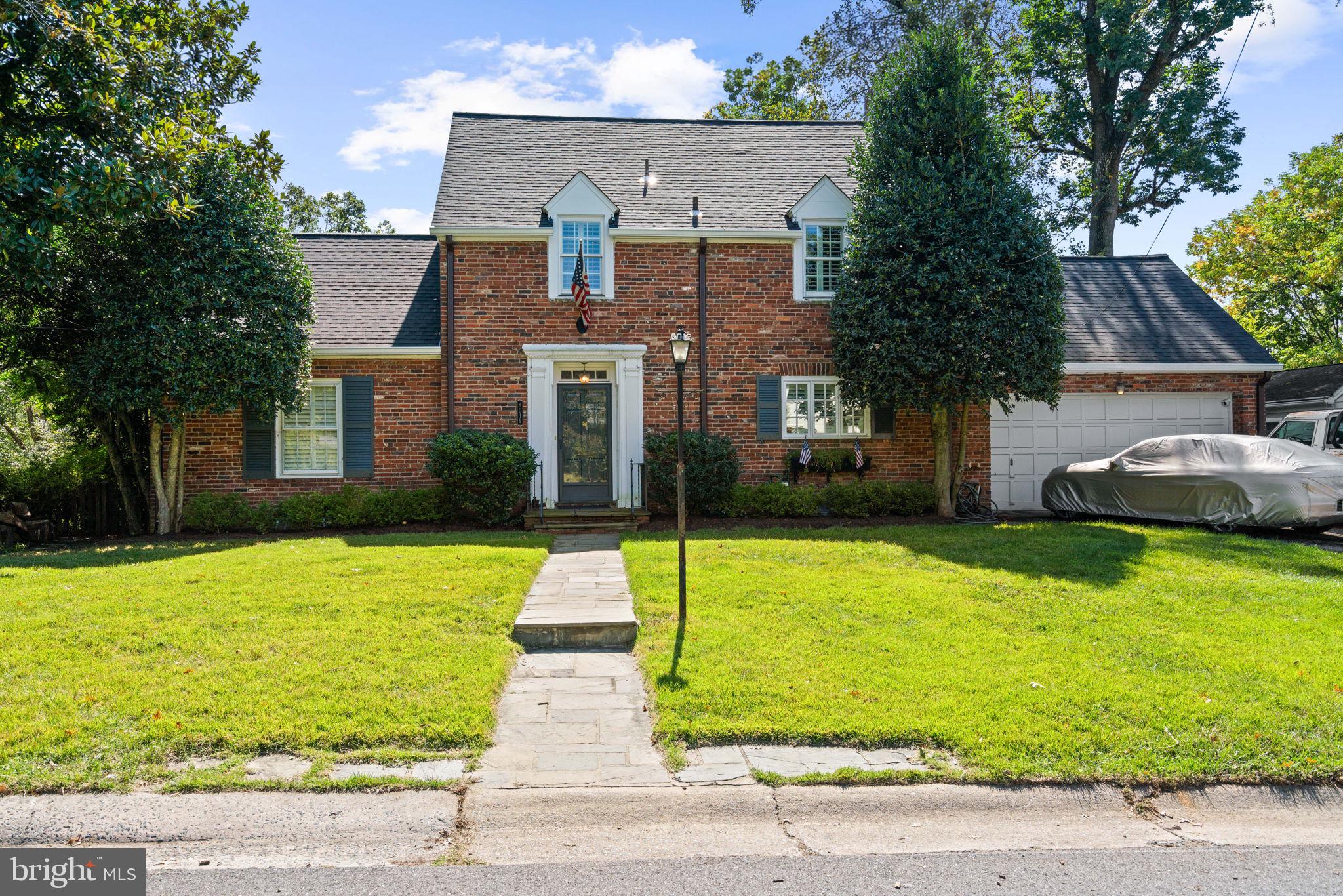 CHEVY CHASE - Residential