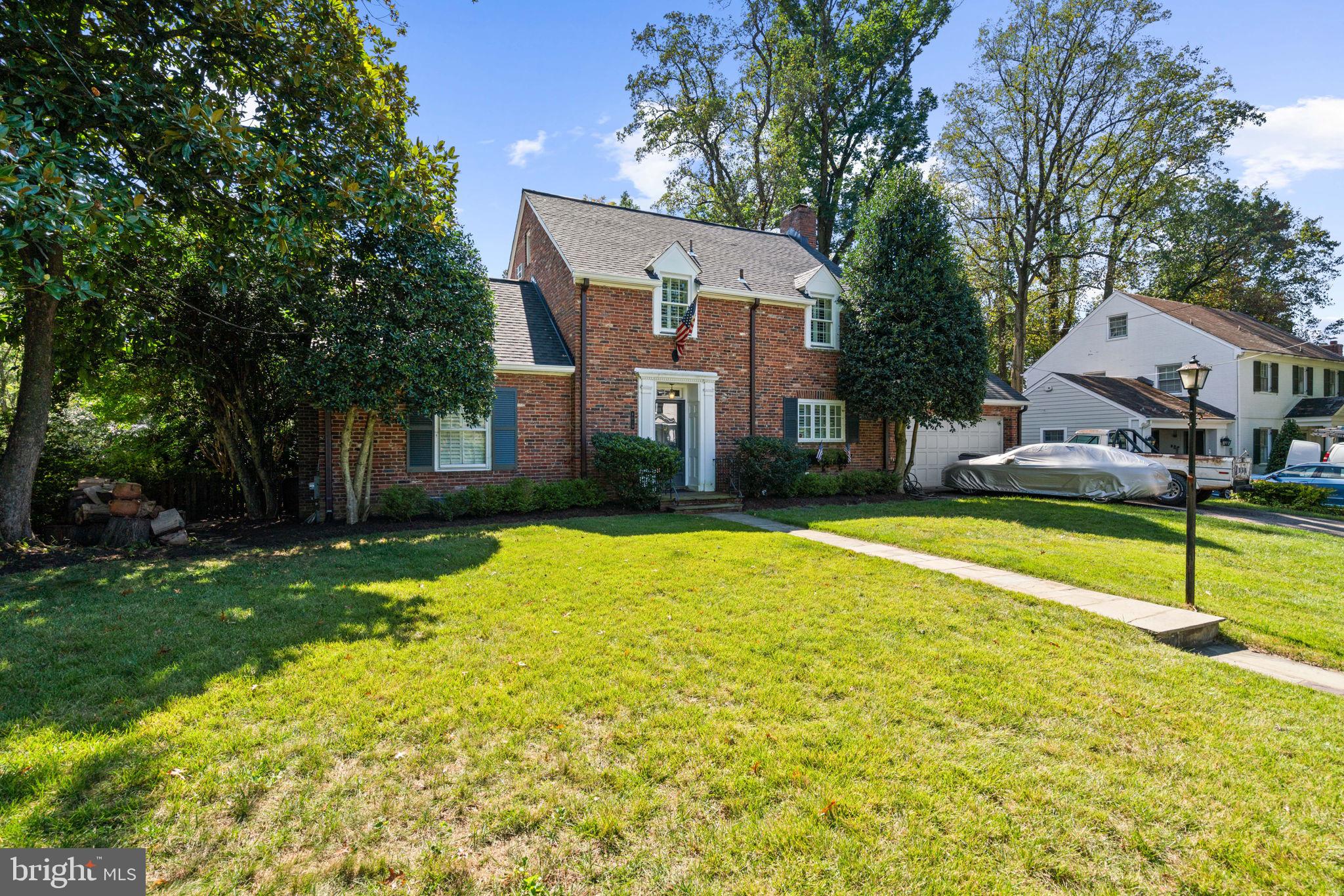 CHEVY CHASE - Residential