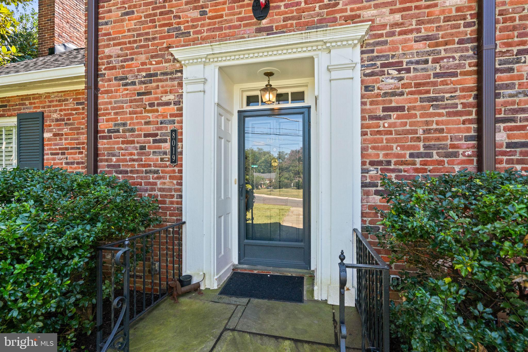 CHEVY CHASE - Residential