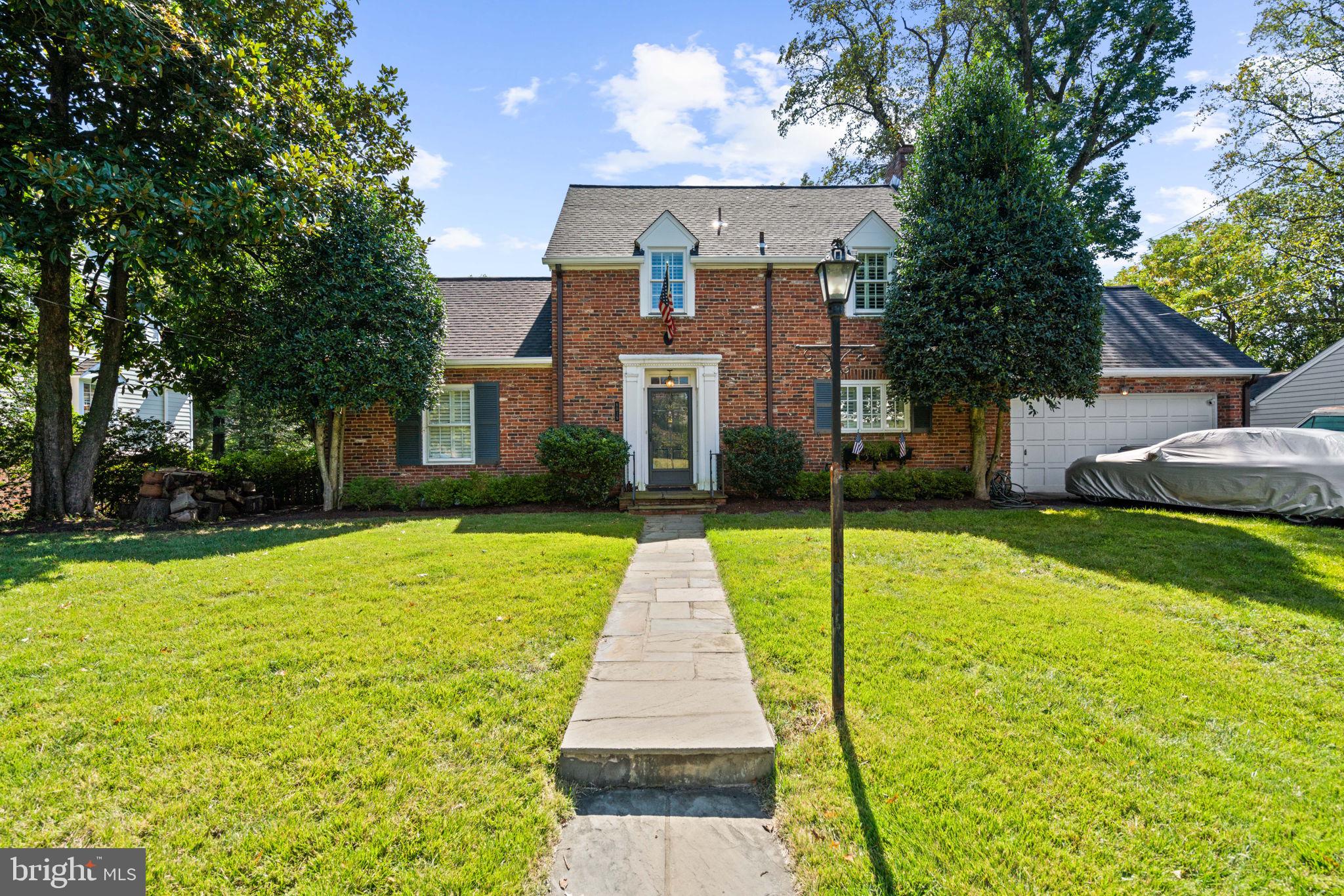 CHEVY CHASE - Residential