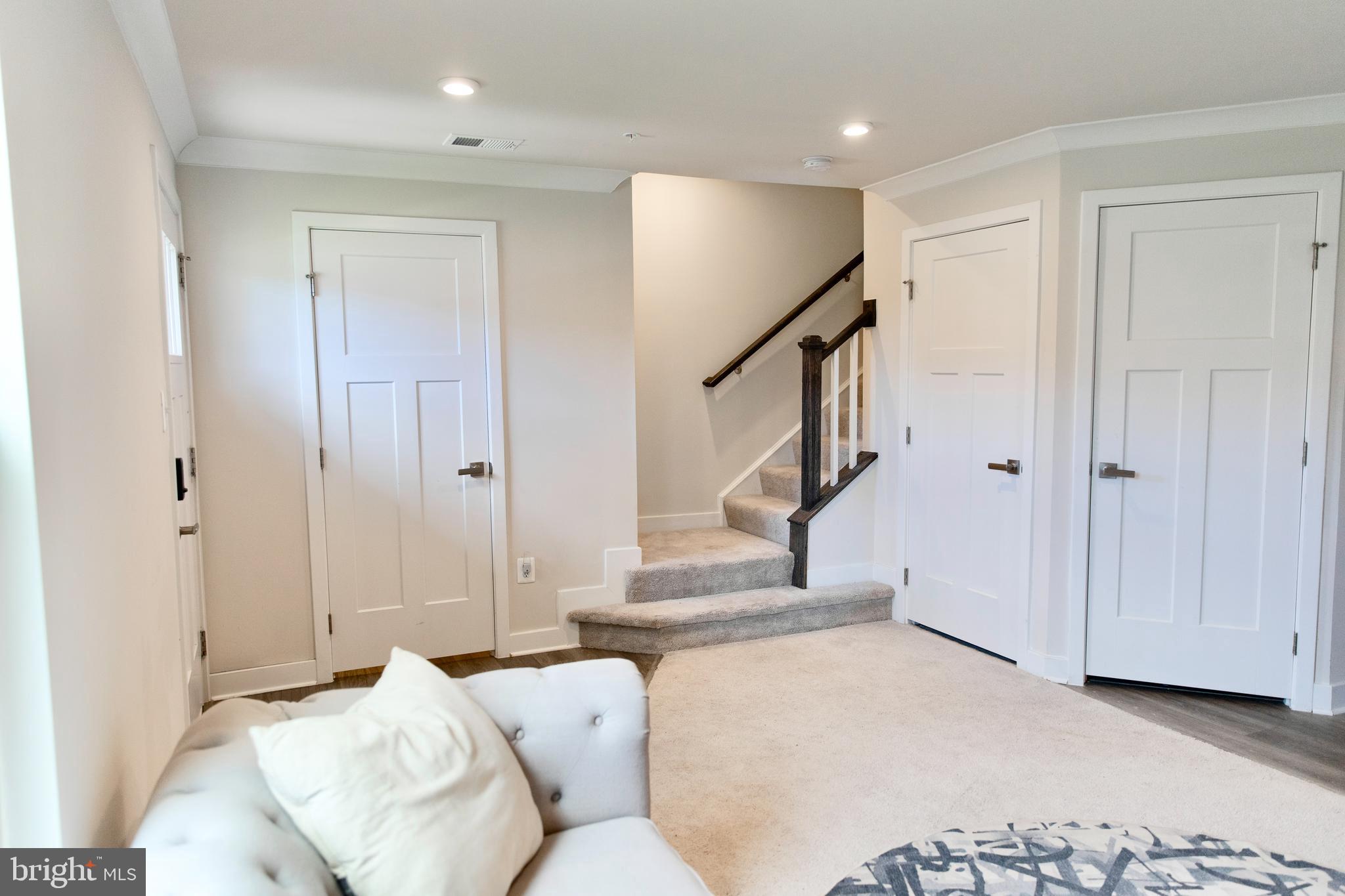 LAKE LINGANORE OAKDALE - Residential Lease