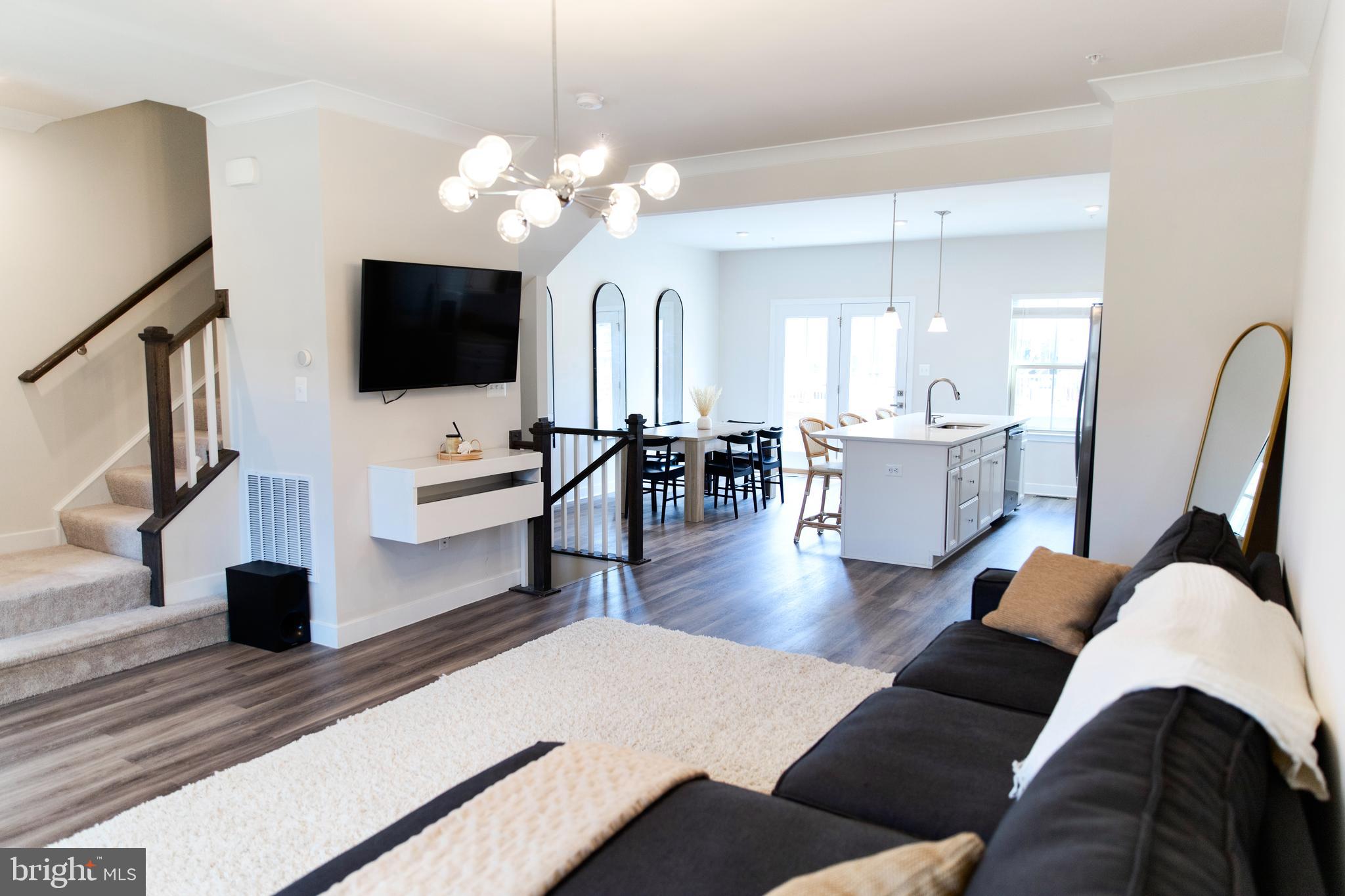 LAKE LINGANORE OAKDALE - Residential Lease