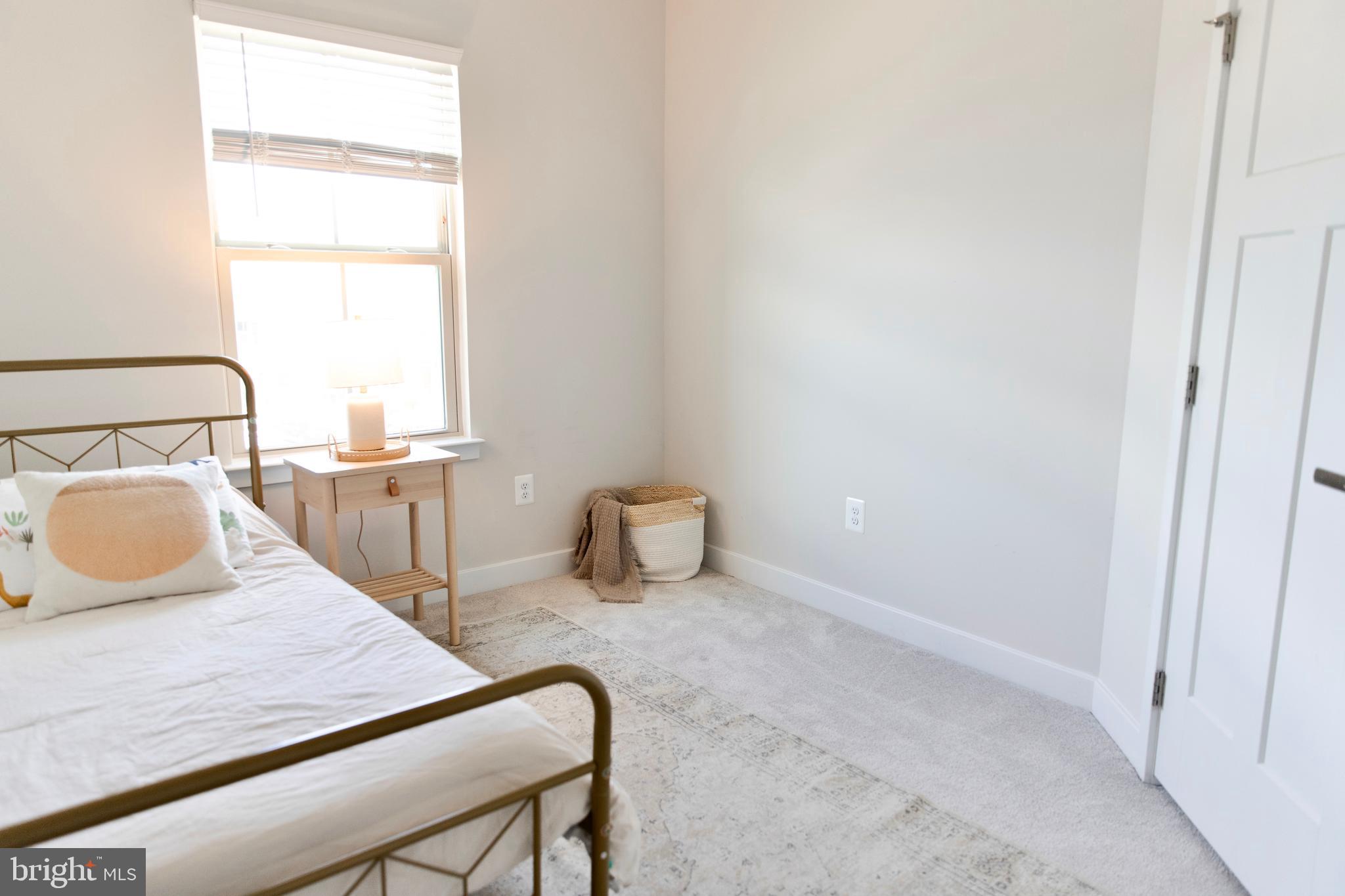 LAKE LINGANORE OAKDALE - Residential Lease