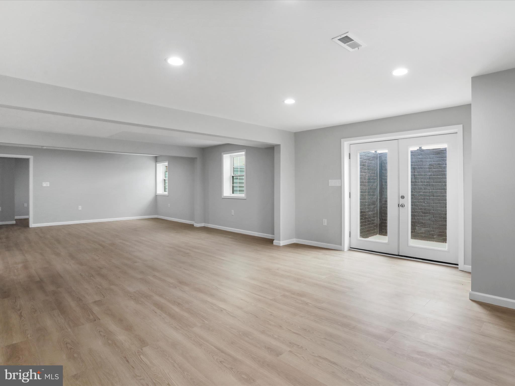 ORCHARD PLACE - Residential