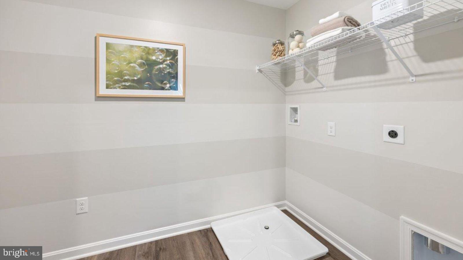 TOLLHOUSE WOODS - Residential