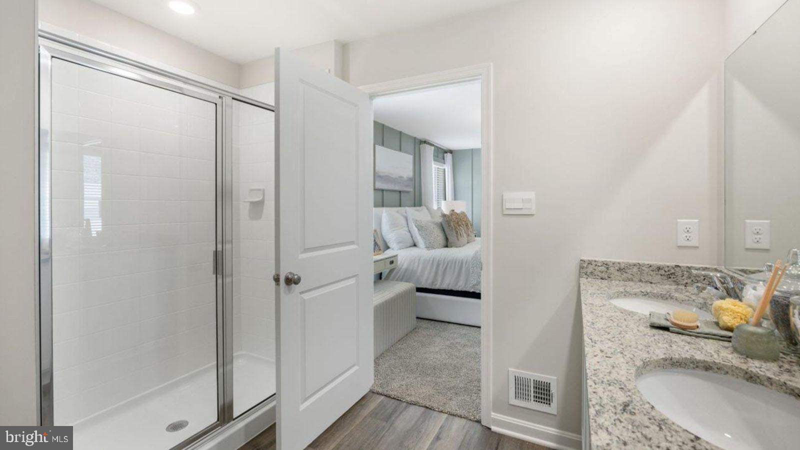 TOLLHOUSE WOODS - Residential