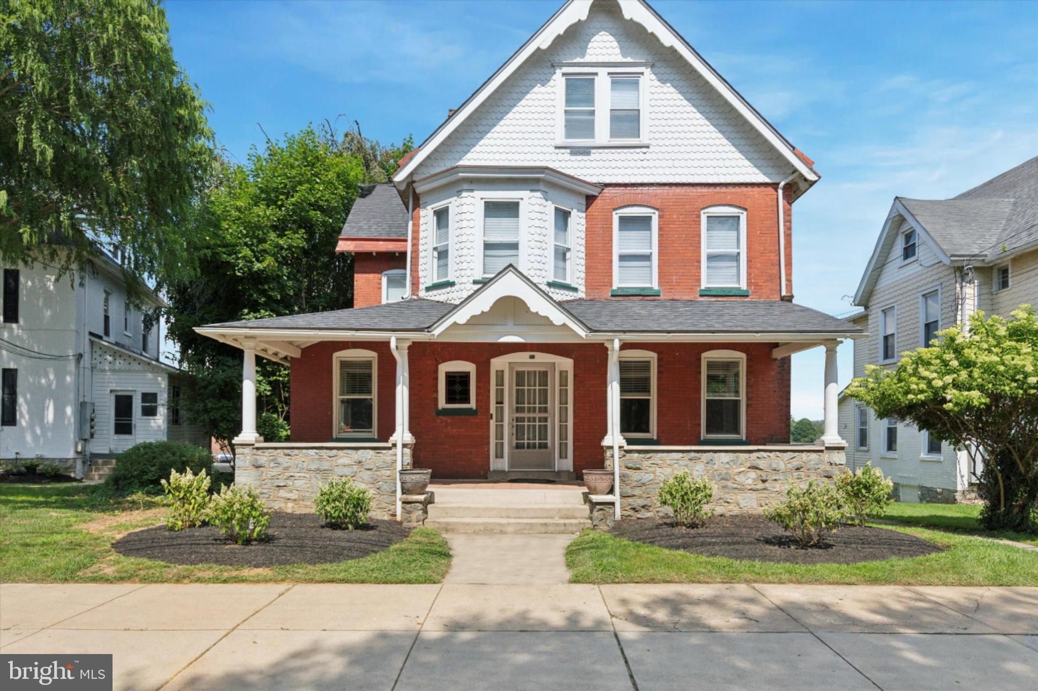 Downingtown Borough!!! Welcome to 31 Downing Avenue, 1st Floor Unit with Front and Back Porches, Gas Heat, Recessed Lighting, Freshly Painted, Yard and Off Street Parking. Award Winning Downingtown S.T.E.M. Academy School District and Walking Distance to Downingtown Train Station. Features: All Brick Single Home with Stone Front Porch, 2 Story Foyer with Open Solid Wood Staircase, Refinished Hardwood Floors, Large Living Room with Bowed Windows, Country Eat in Kitchen with Granite Counter Tops, Under Cabinet Lighting, NEW Stainless Steel Appliances to Back Covered Porch and Yard. 2 Bedrooms, 1 Full Tiled Bath with Recessed Lighting and NEW Vanity. NEW Washer, NEW Dryer in Unfinished Basement with Ample Storage. The Property Owner is a Pennsylvania Licensed Realtor. Conveniently Located to Restaurants, Shopping, Parks, Downtown West Chester, King of Prussia, Wayne, Route 30 Bypass, Route 202, Route 76 and the Pennsylvania Turnpike. No Pets. No Smoking. Tenants Responsible for Water, Sewer, Trash and Gas Heat. Due at Signing: First, Last and Security Deposit.
