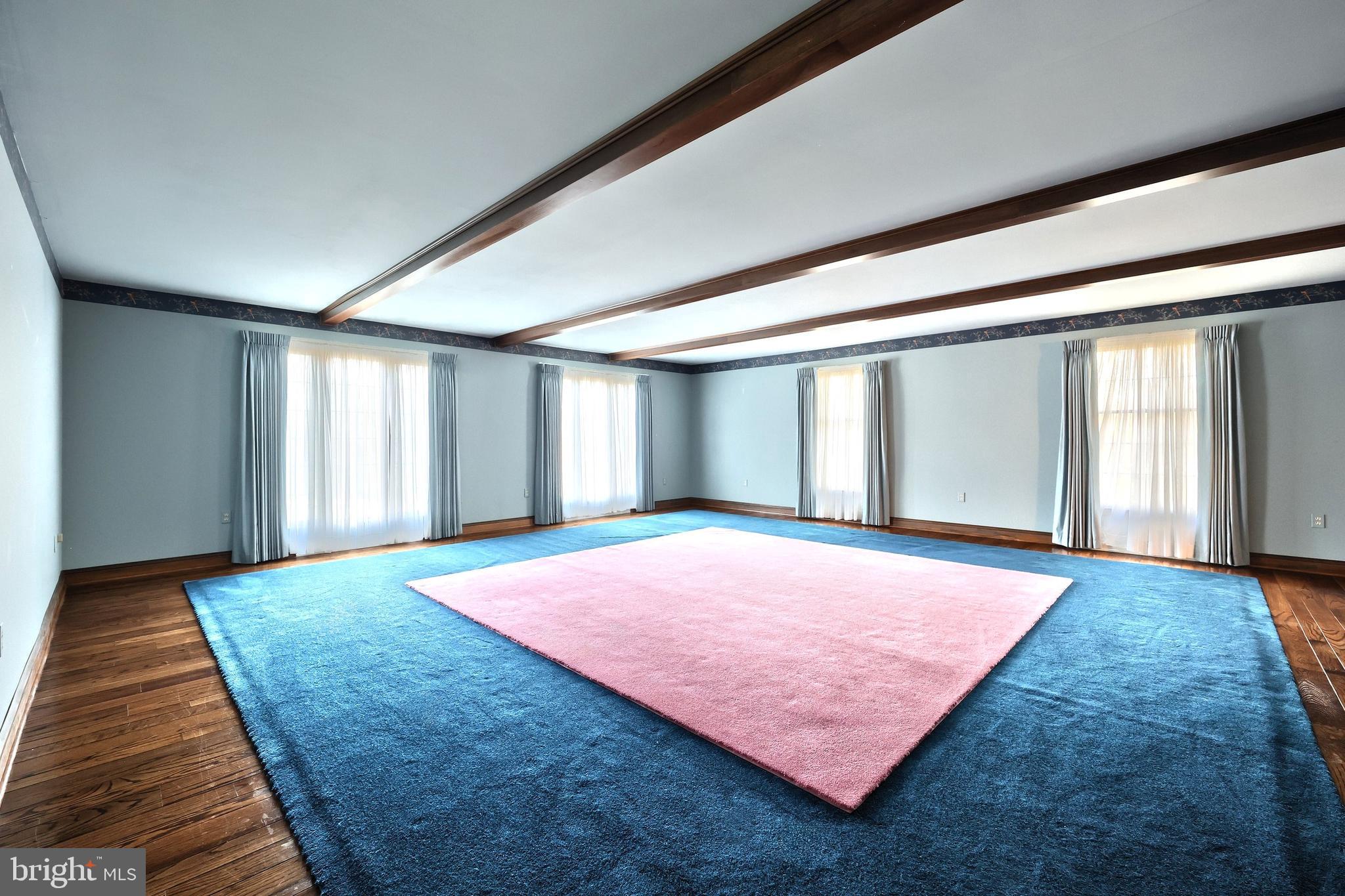 WEST MANHEIM TWP - Farm