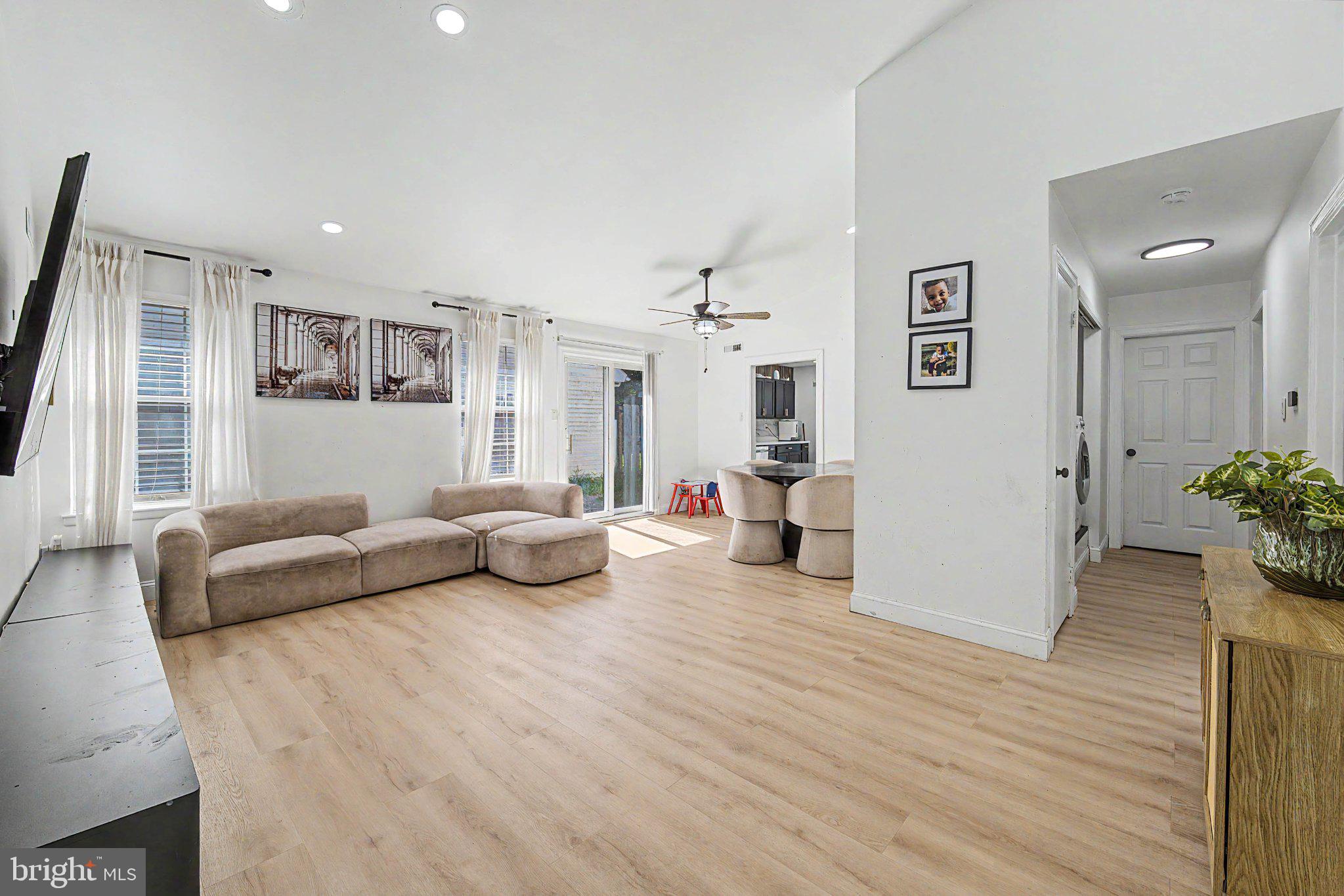 720 OSPREY COURT