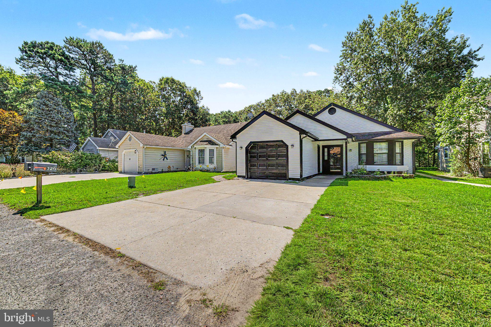 720 OSPREY COURT