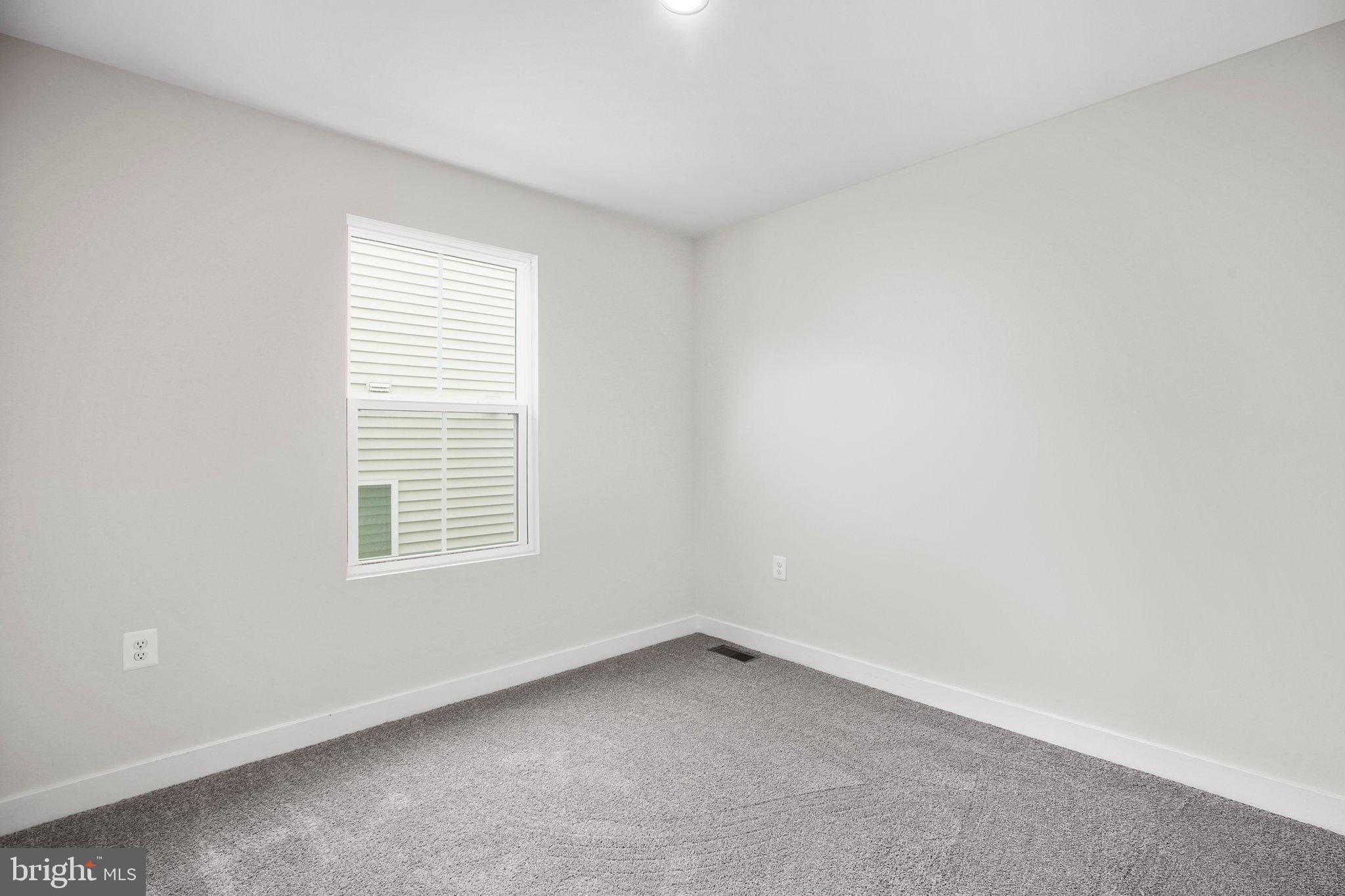 REGENCY AT CHANCELLORSVILLE NORTH - Residential