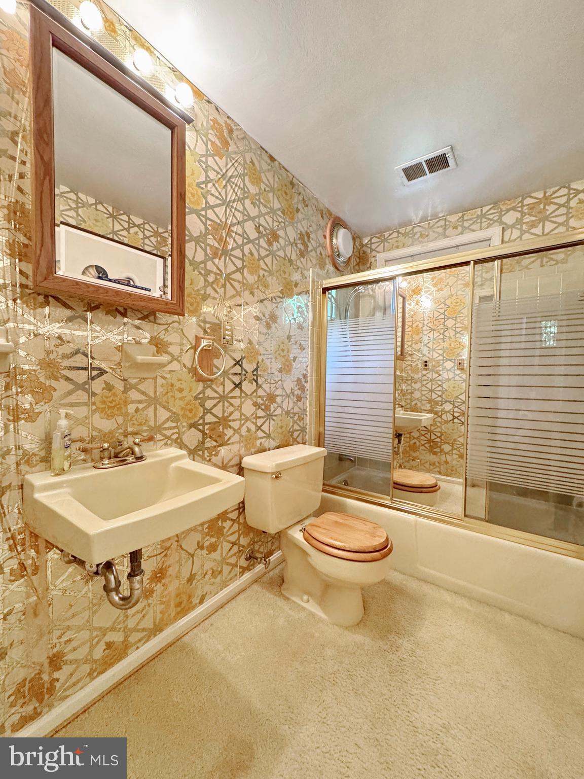 MOUNT CARMEL ESTATES - Residential