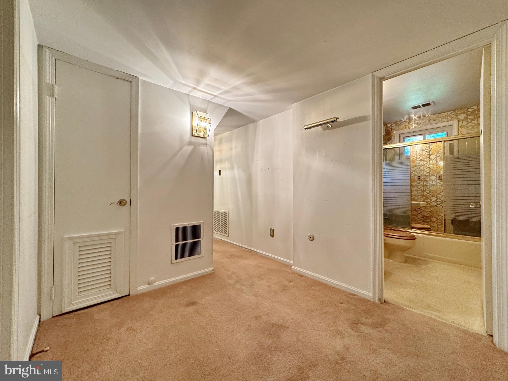 MOUNT CARMEL ESTATES - Residential