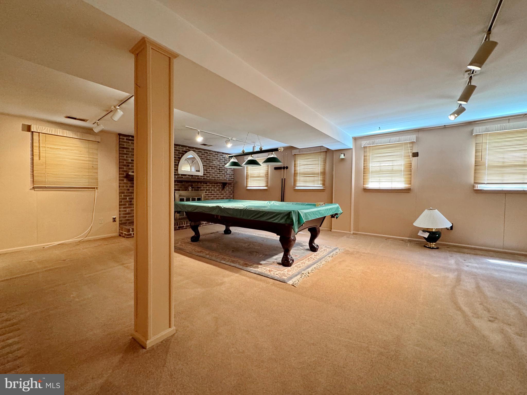 MOUNT CARMEL ESTATES - Residential