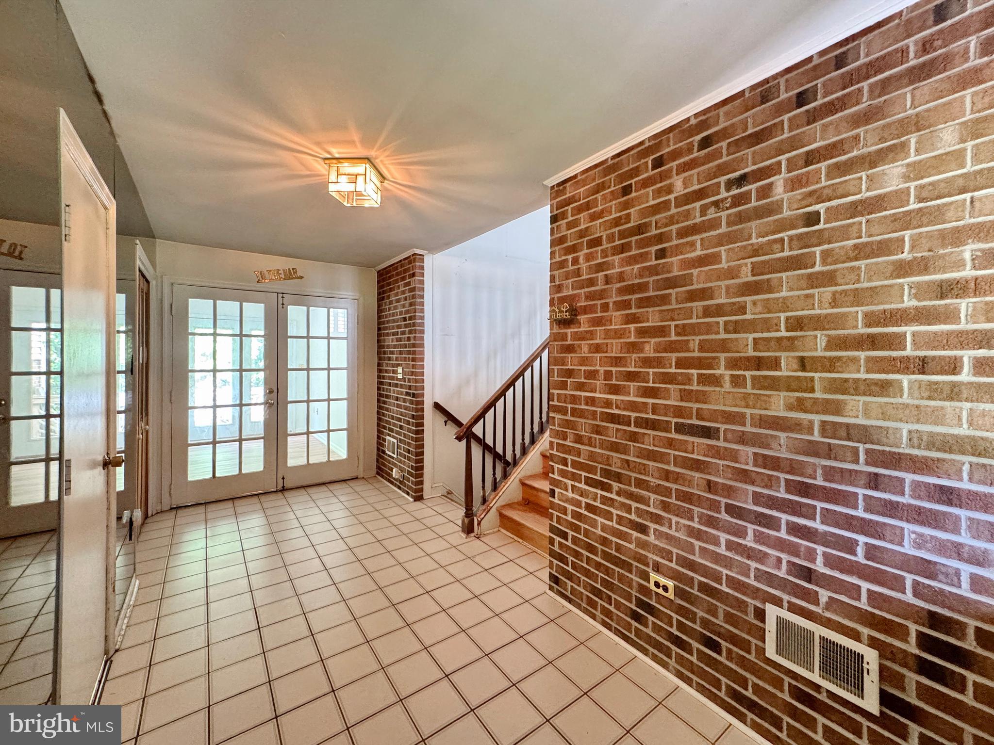 MOUNT CARMEL ESTATES - Residential