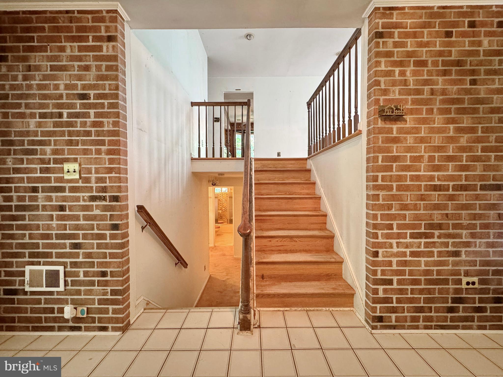 MOUNT CARMEL ESTATES - Residential