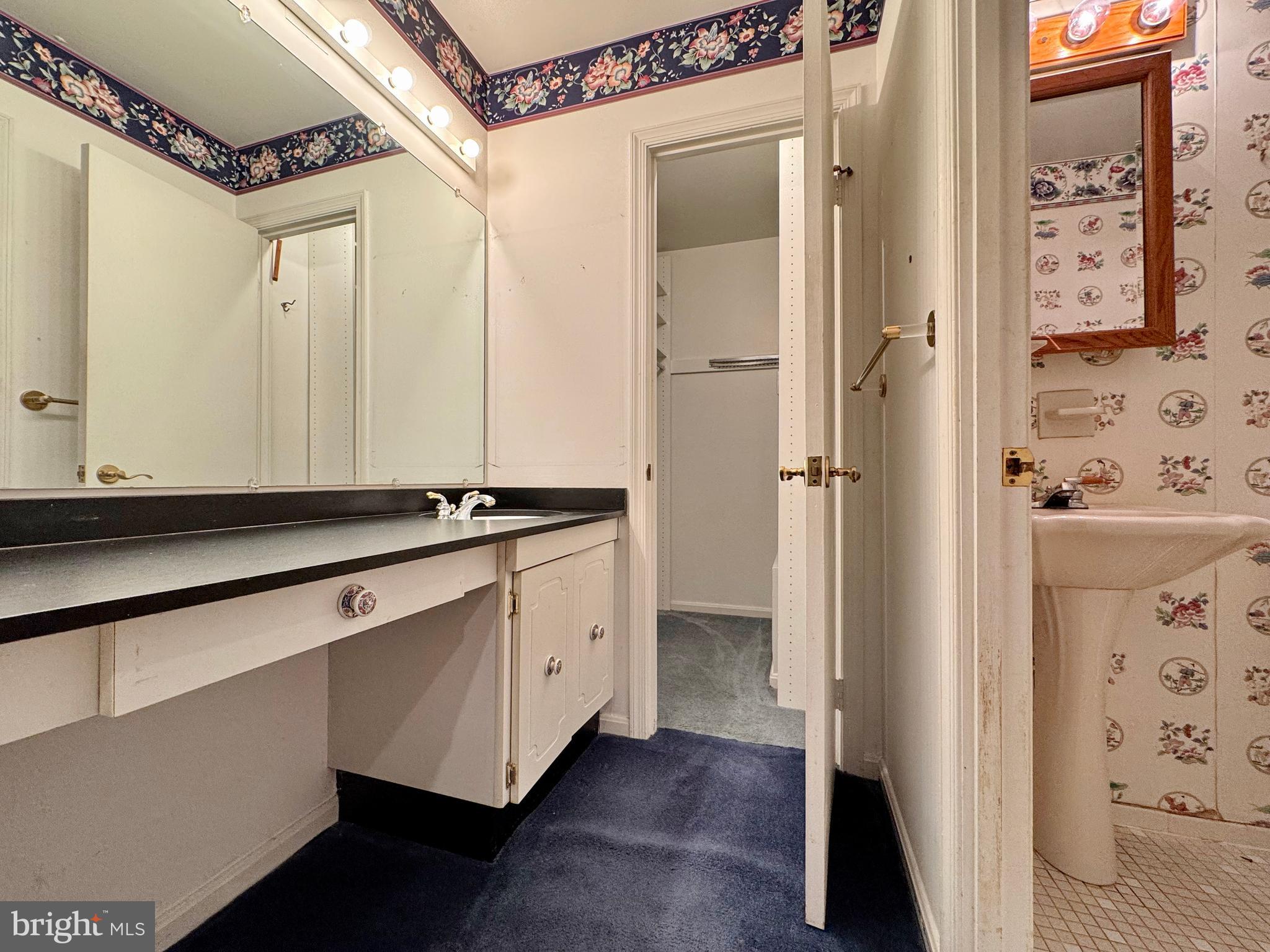 MOUNT CARMEL ESTATES - Residential