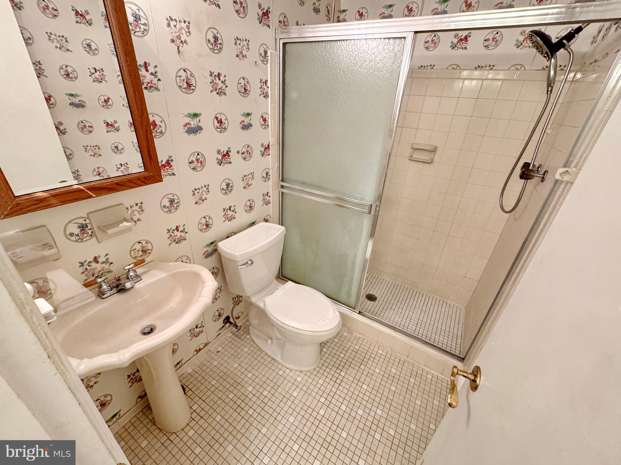 MOUNT CARMEL ESTATES - Residential