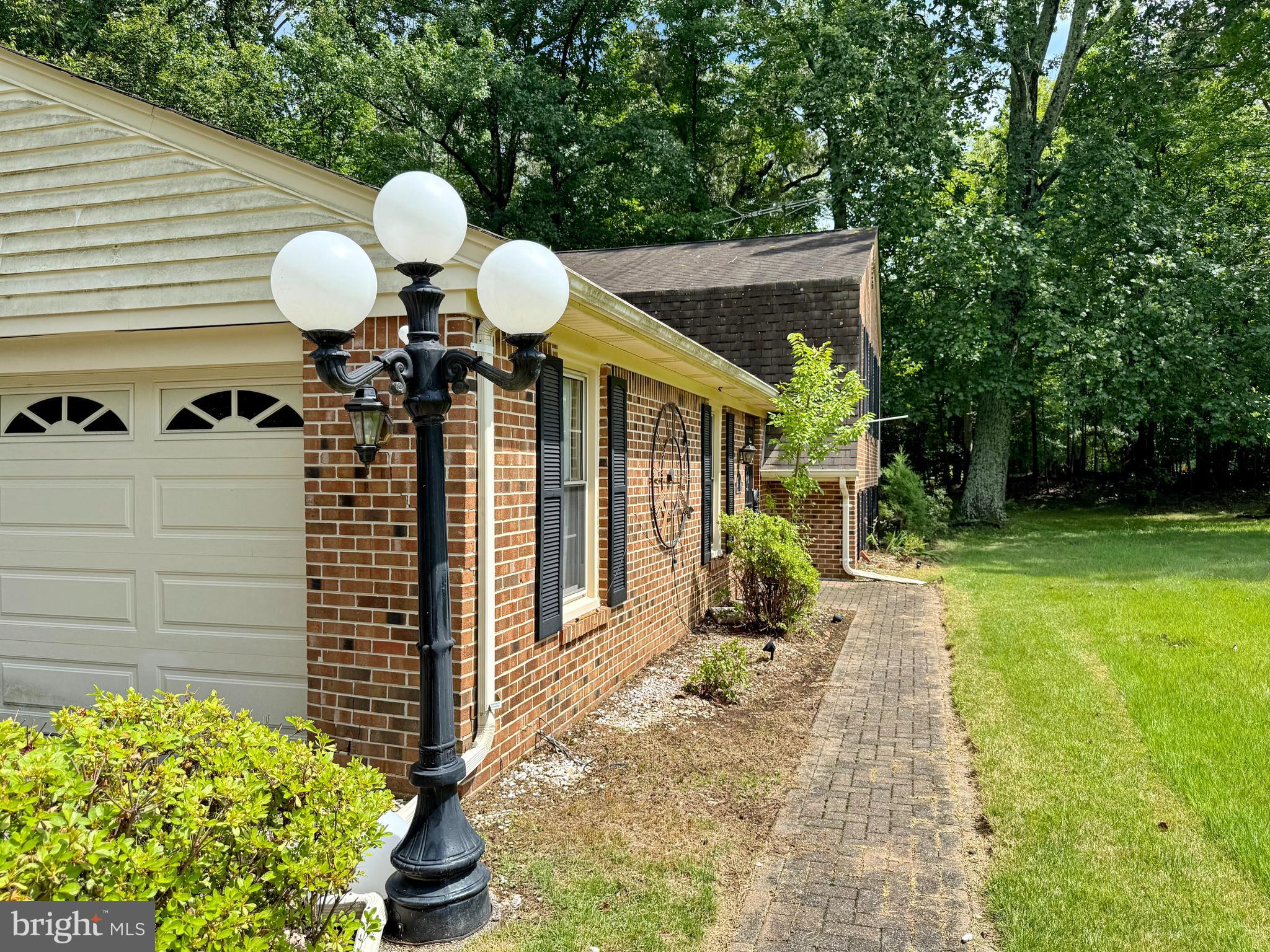 MOUNT CARMEL ESTATES - Residential