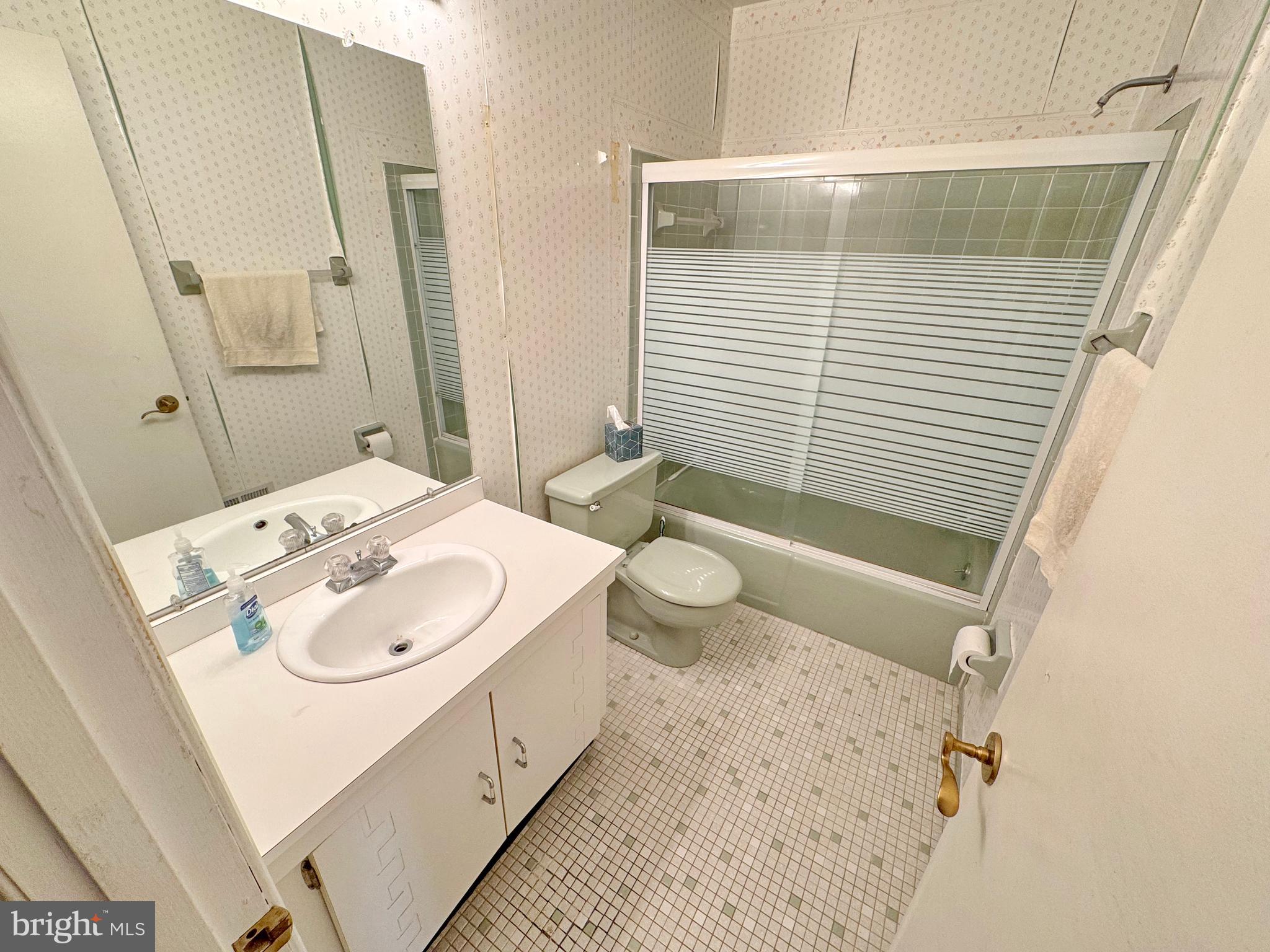 MOUNT CARMEL ESTATES - Residential