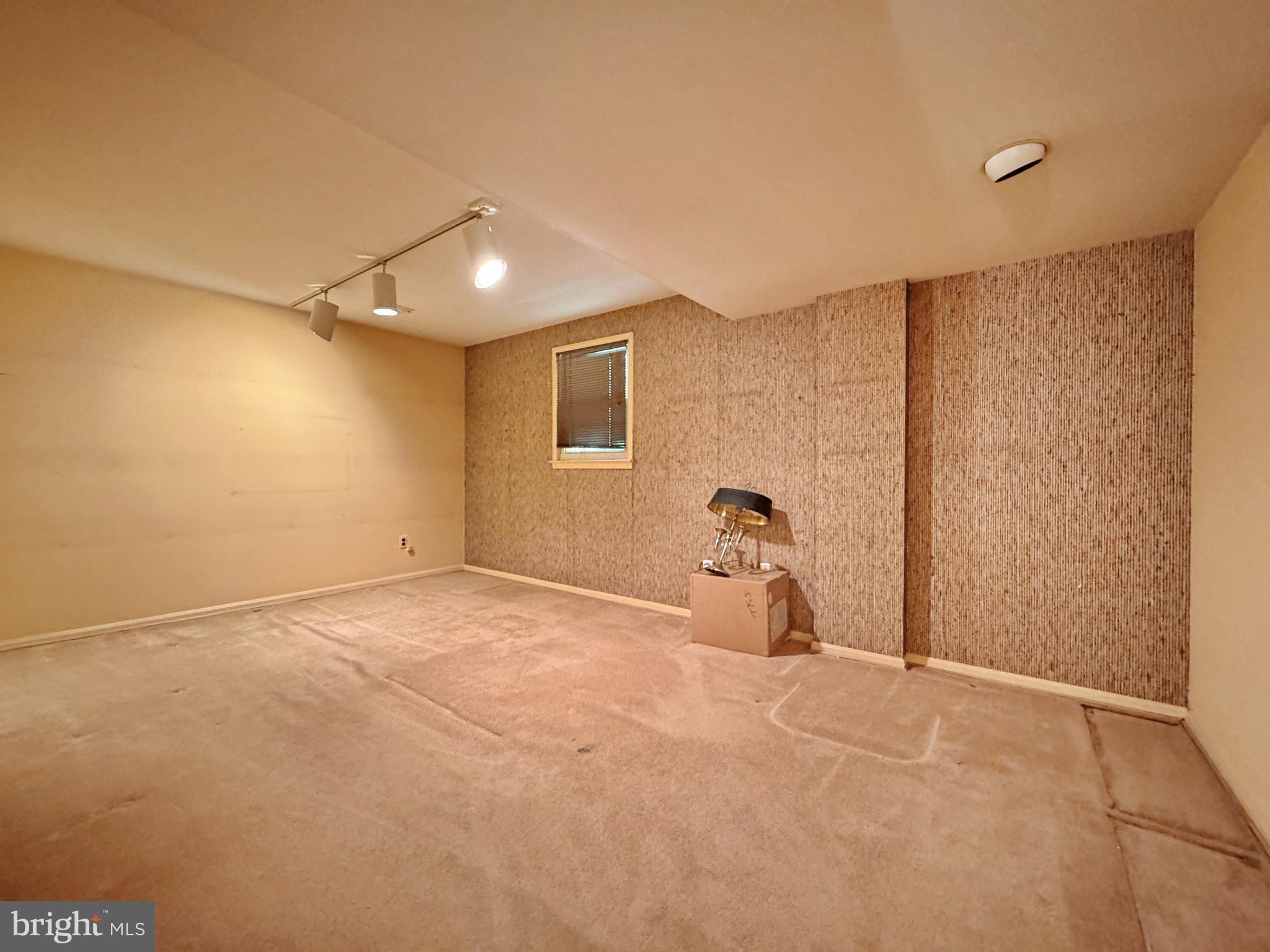 MOUNT CARMEL ESTATES - Residential