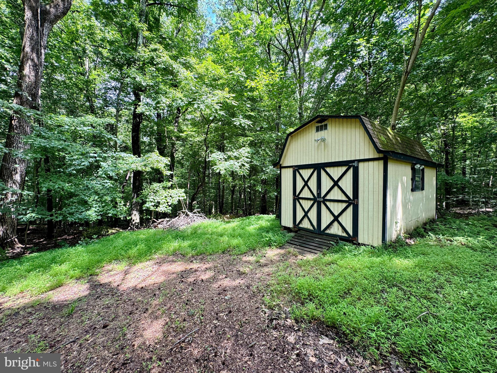 MOUNT CARMEL ESTATES - Residential