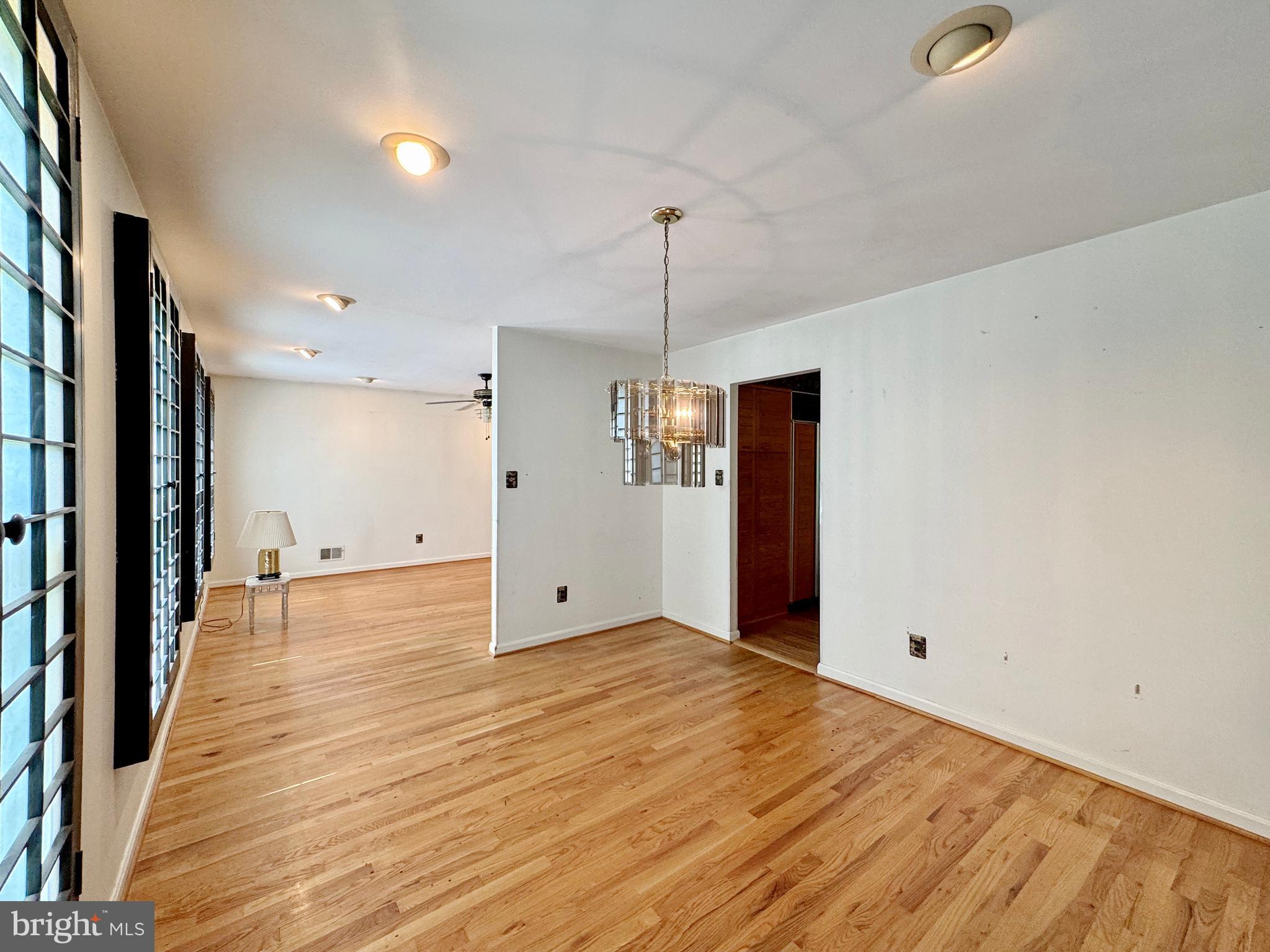 MOUNT CARMEL ESTATES - Residential