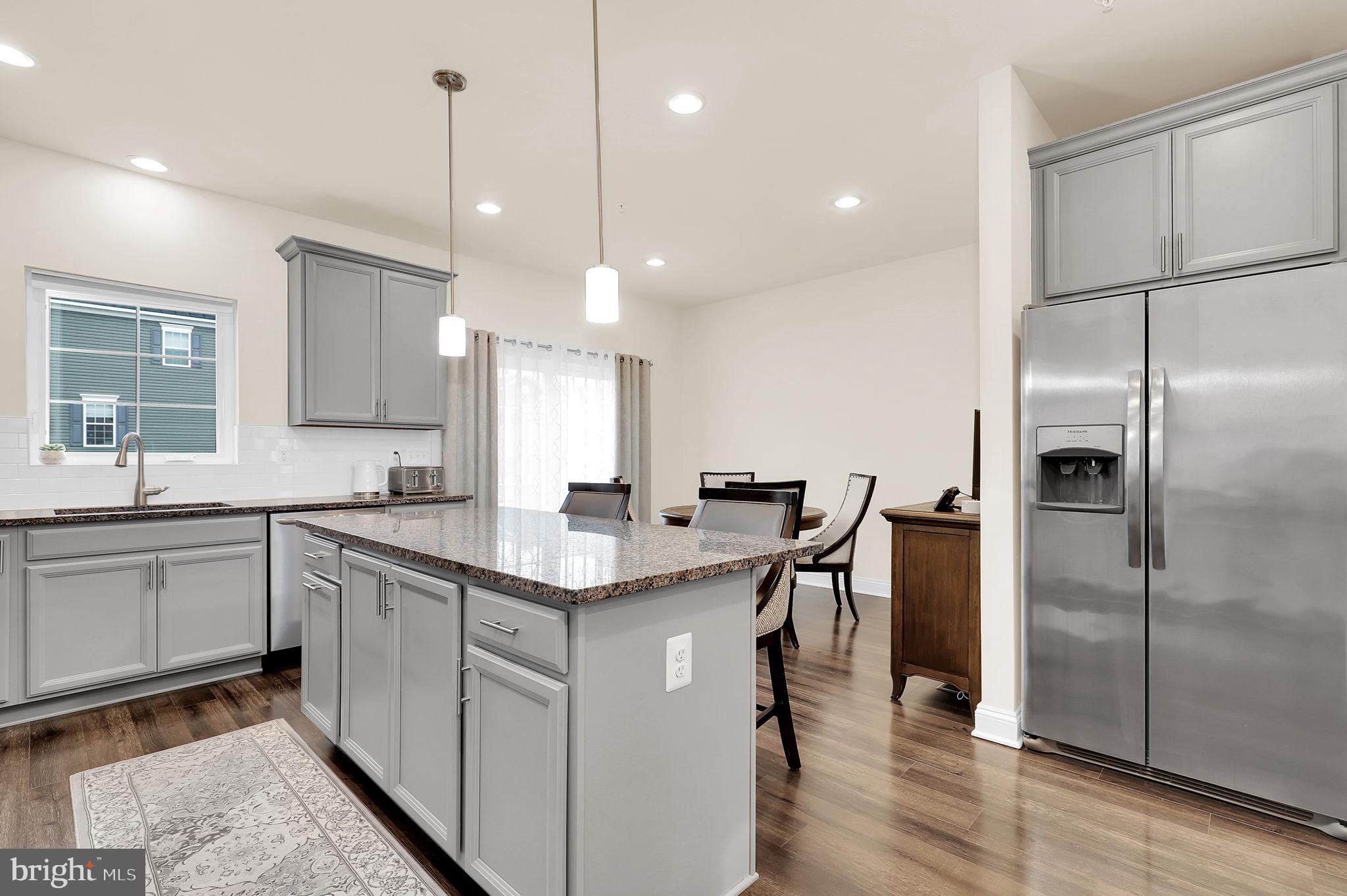 WESTVIEW SOUTH - Residential