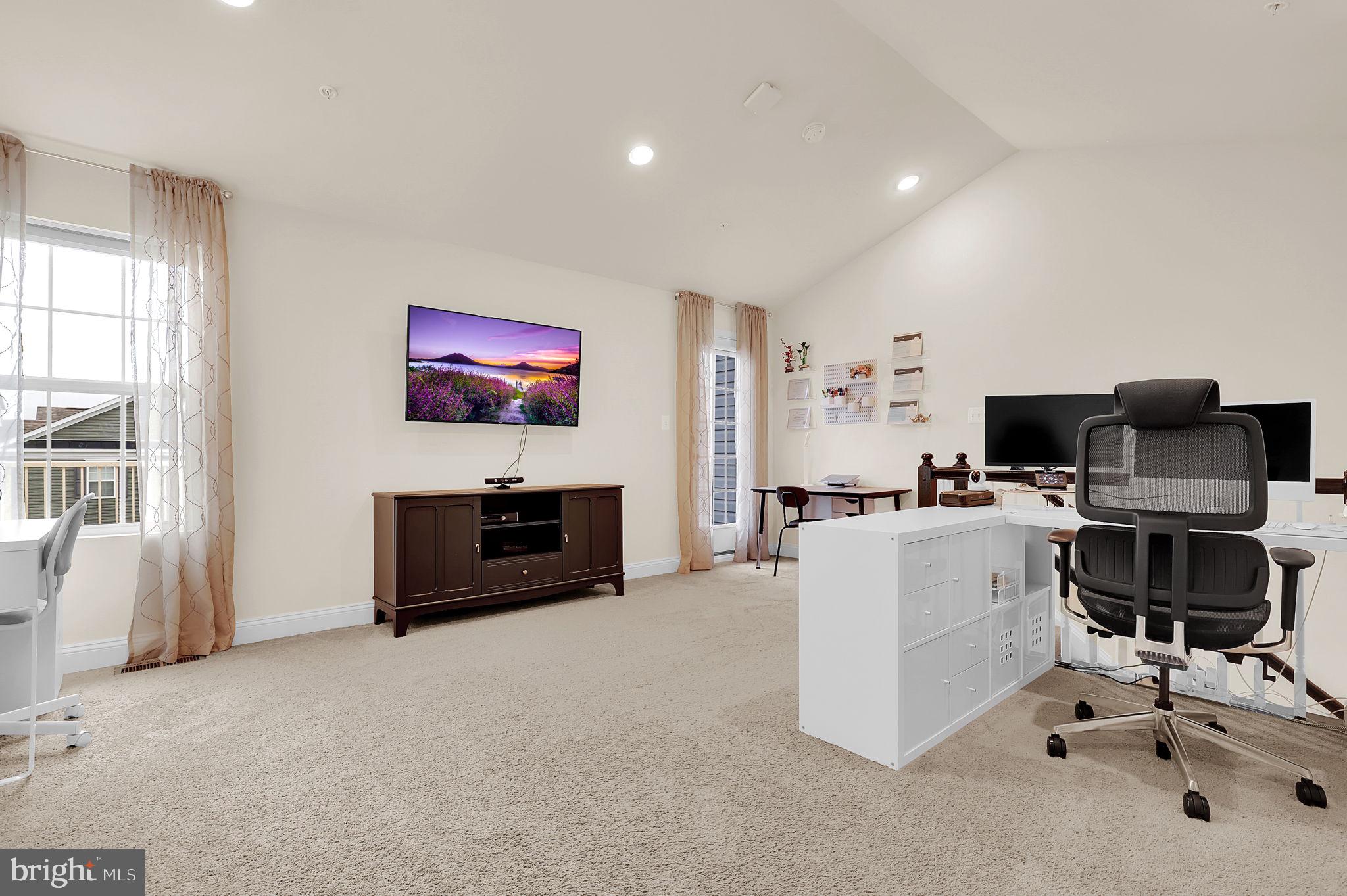 WESTVIEW SOUTH - Residential